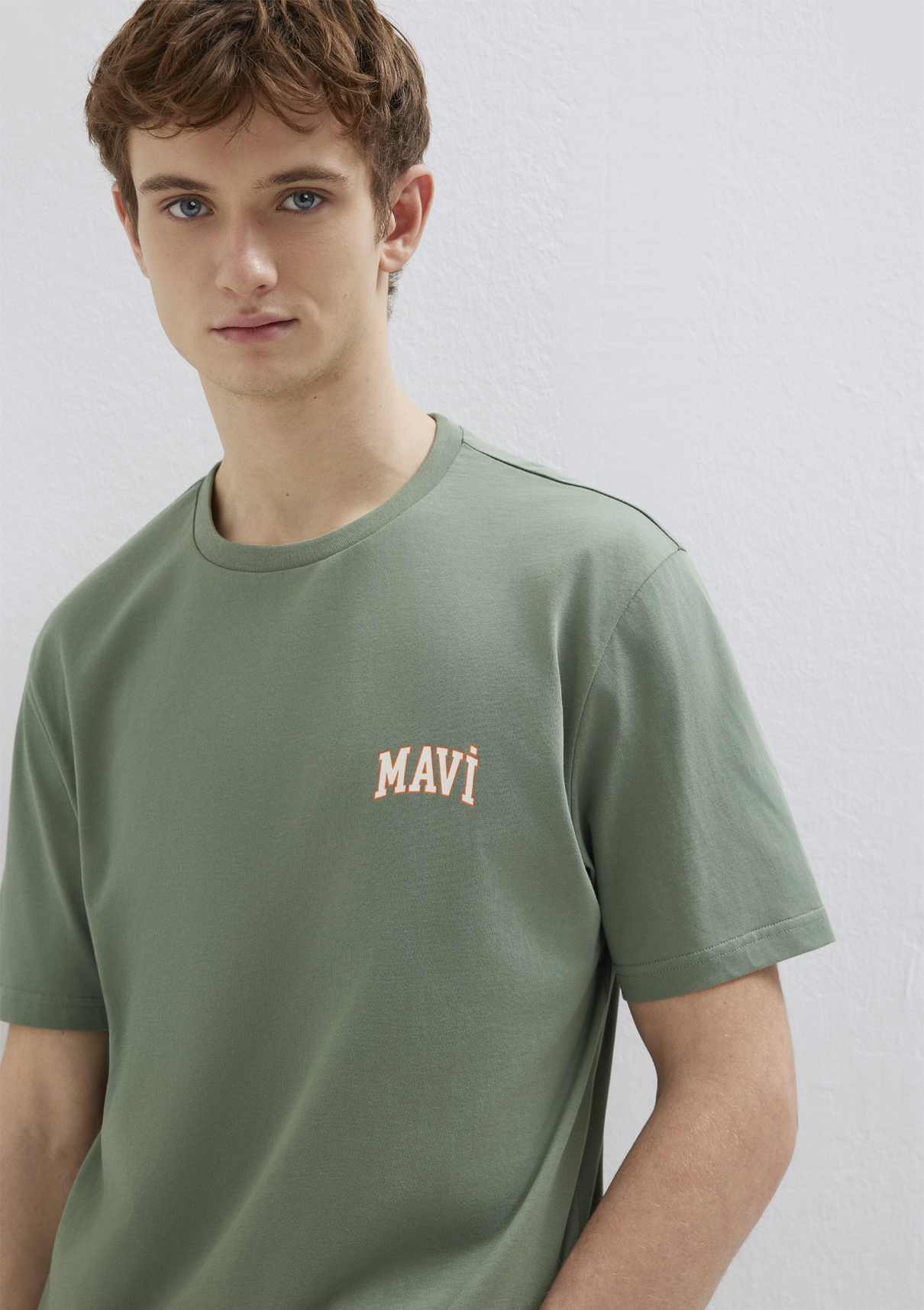 Mavi Logo Baskılı Yeşil Tişört