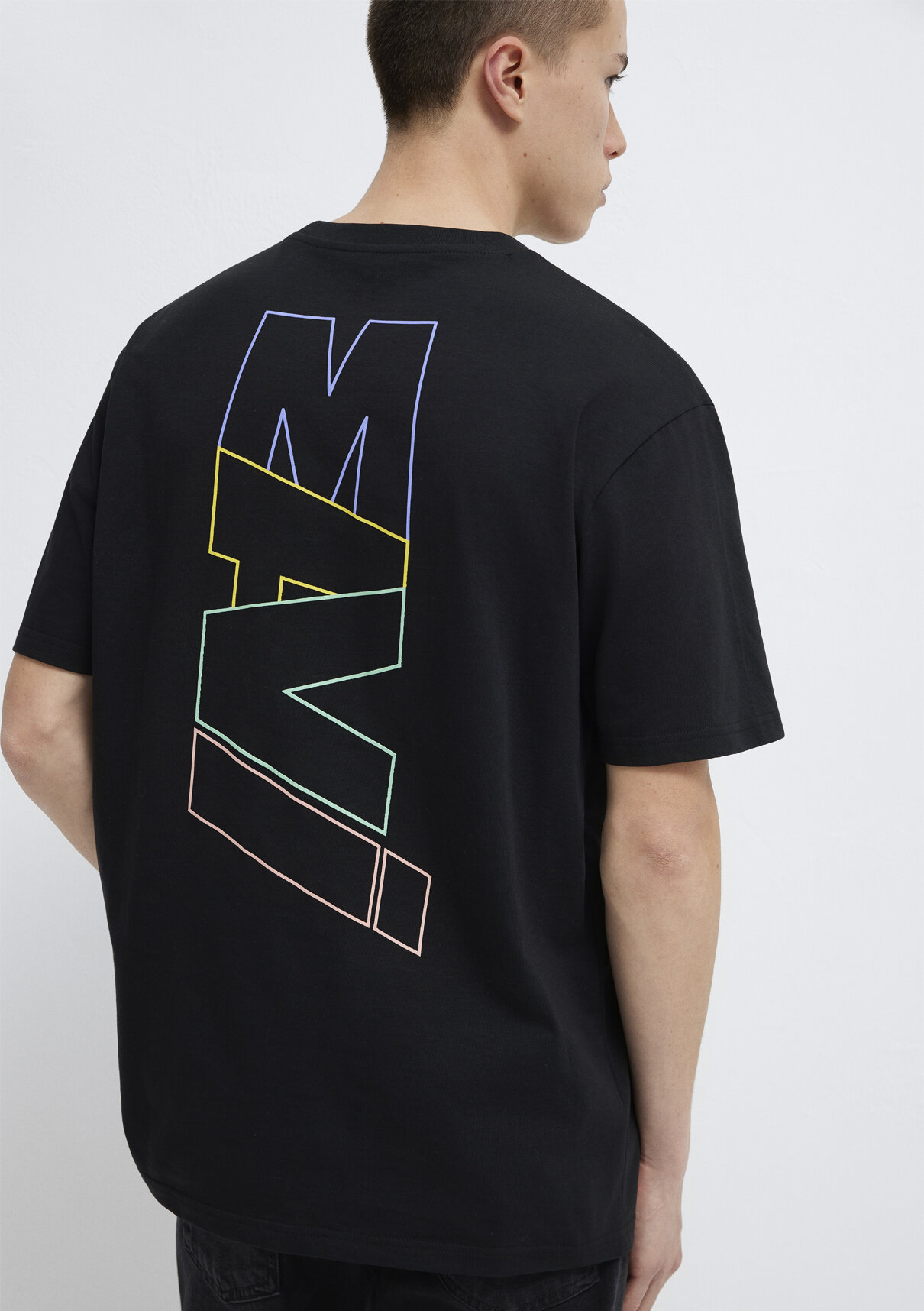 Mavi Logo Sırt Baskılı Siyah Tişört