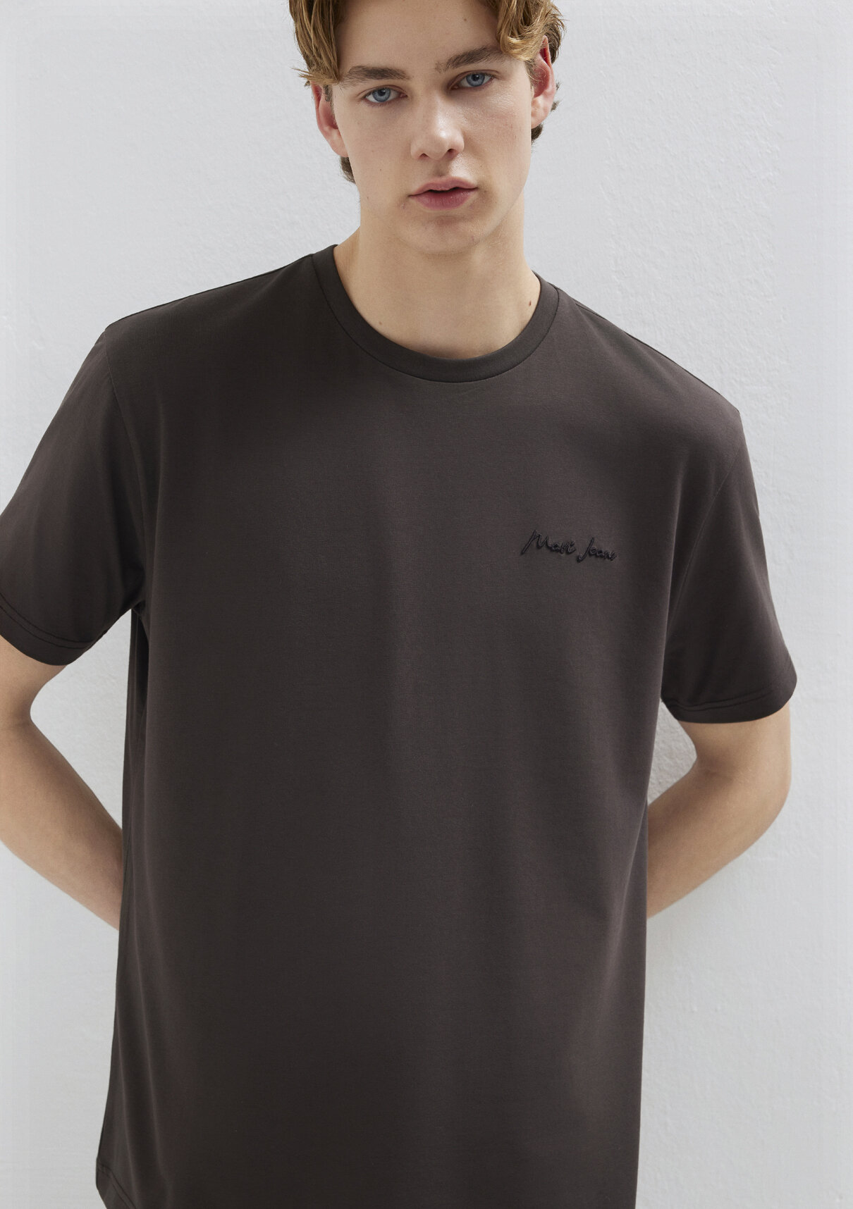 Mavi Jeans Nakışlı Kahverengi Basic Tişört görsel 3