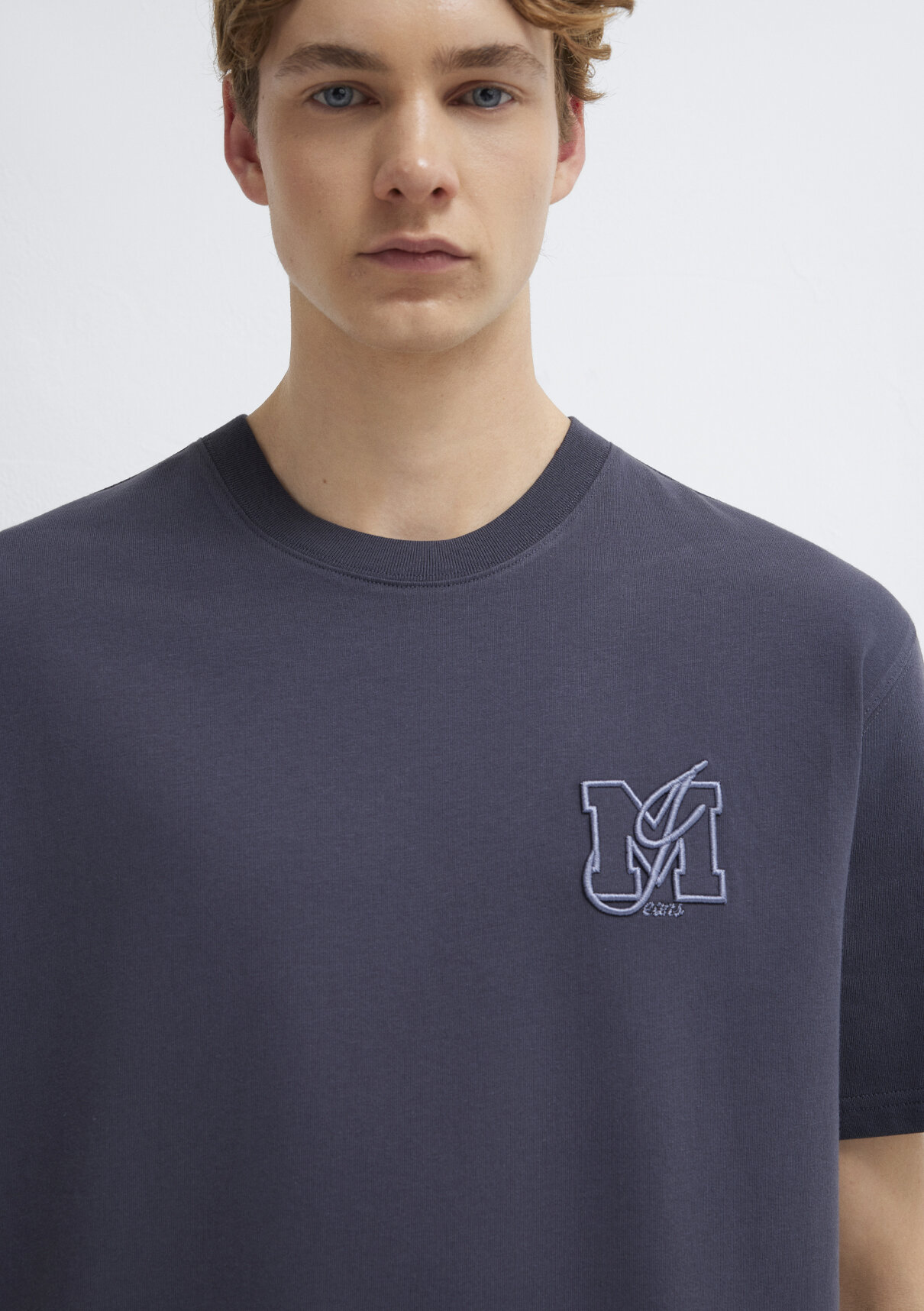 Mavi MJ Logo Detaylı Gri Tişört görsel 6