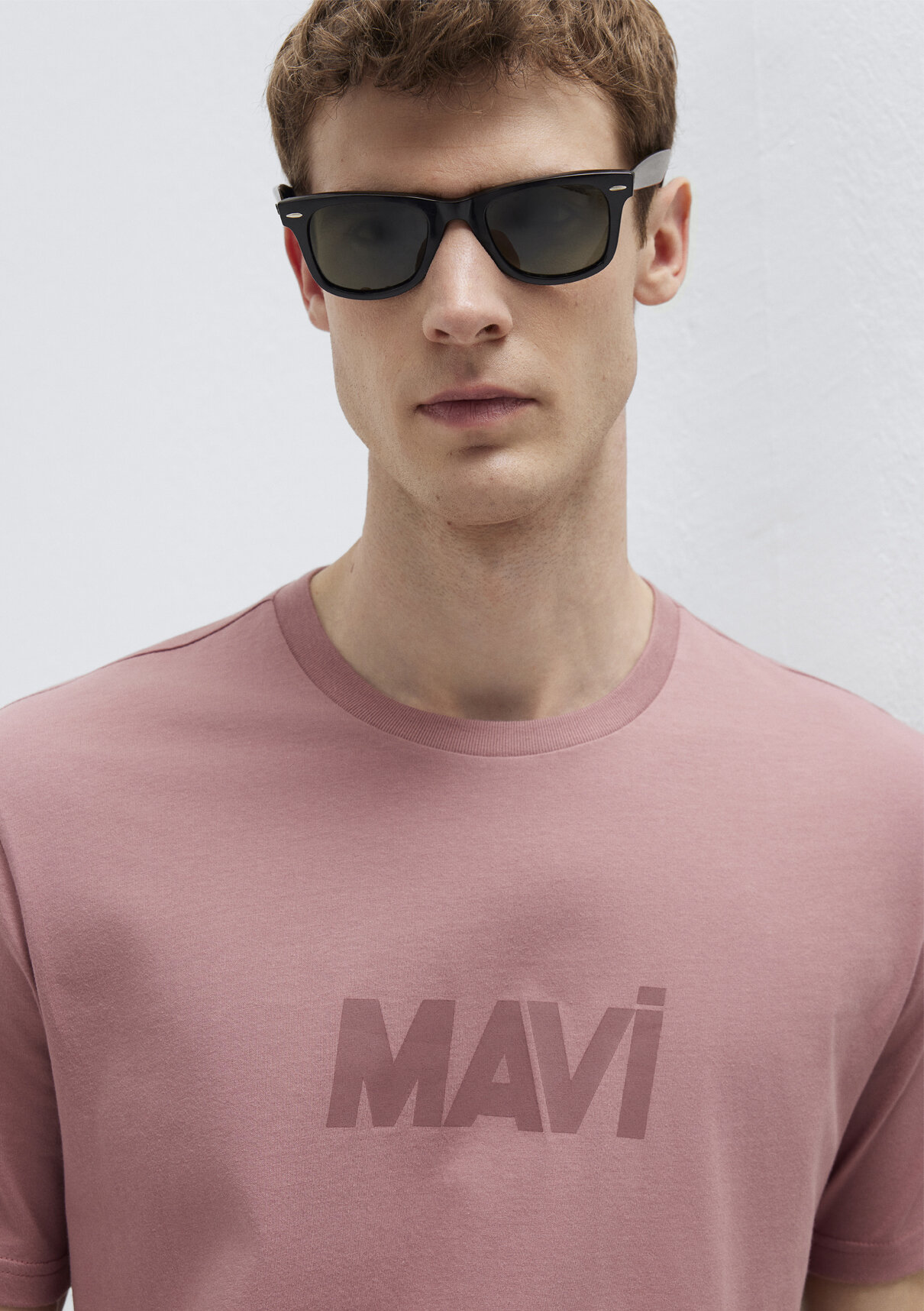 Mavi Logo Baskılı Pembe Tişört görsel 2