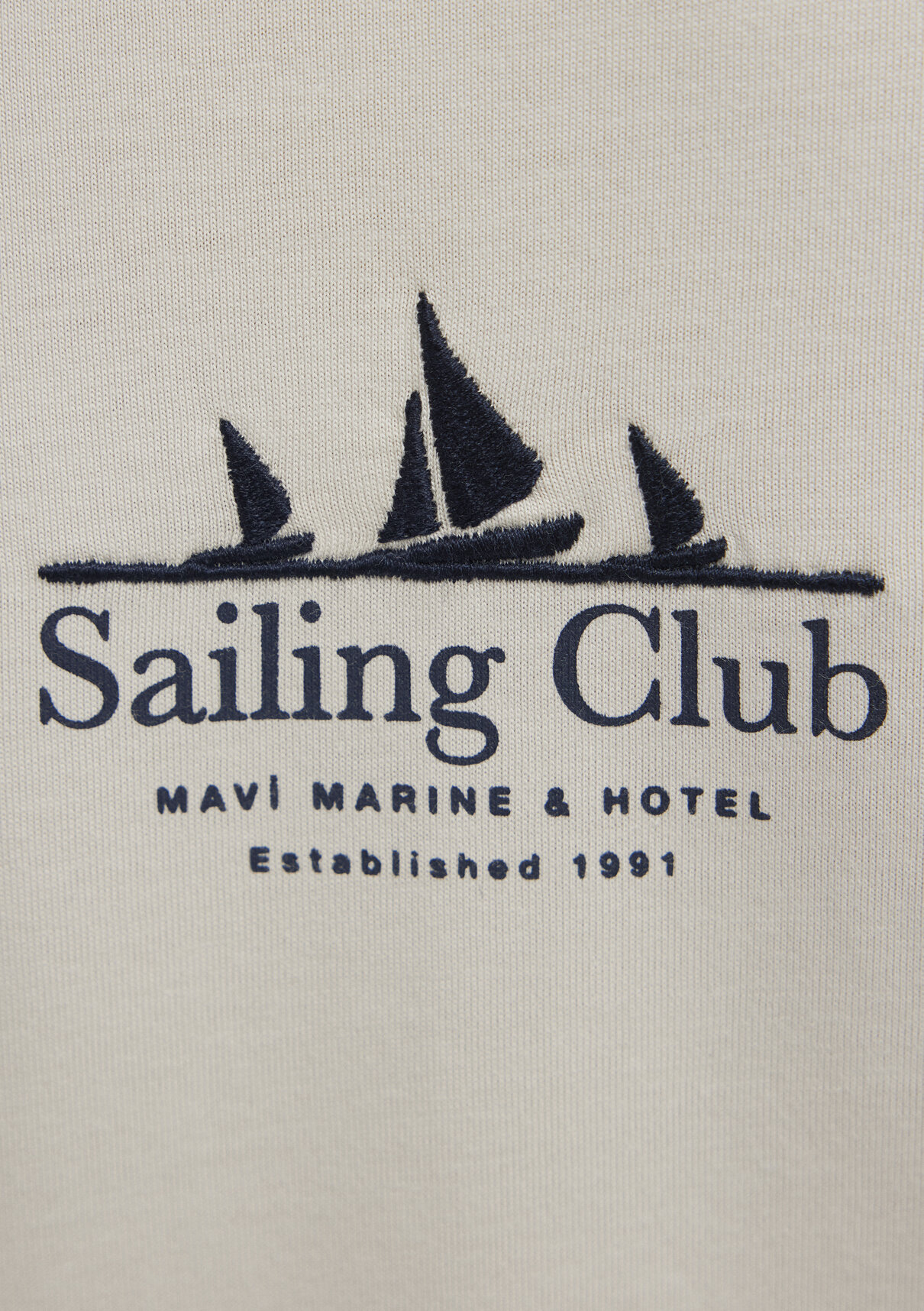 Mavi Sailing Club Baskılı Bej Tişört görsel 7
