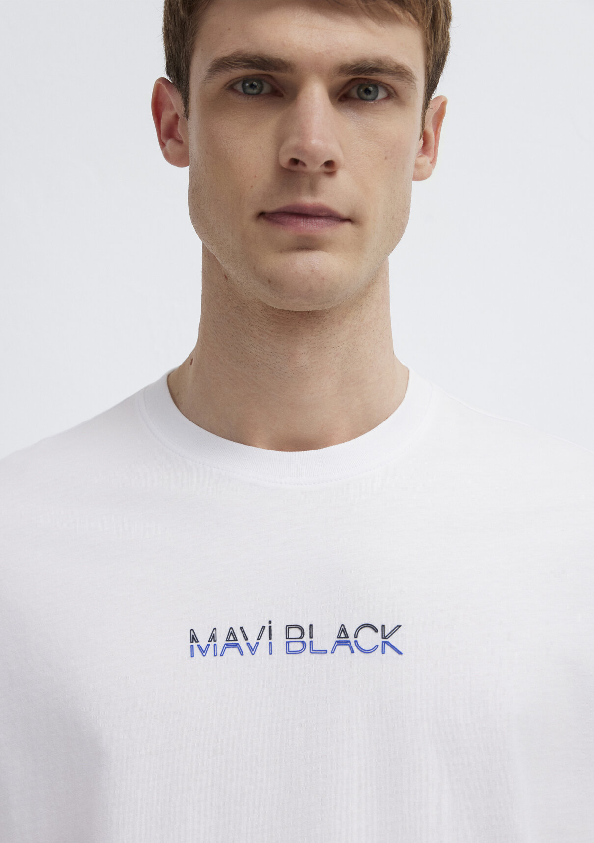 Mavi Black Baskılı Beyaz Tişört görsel 7
