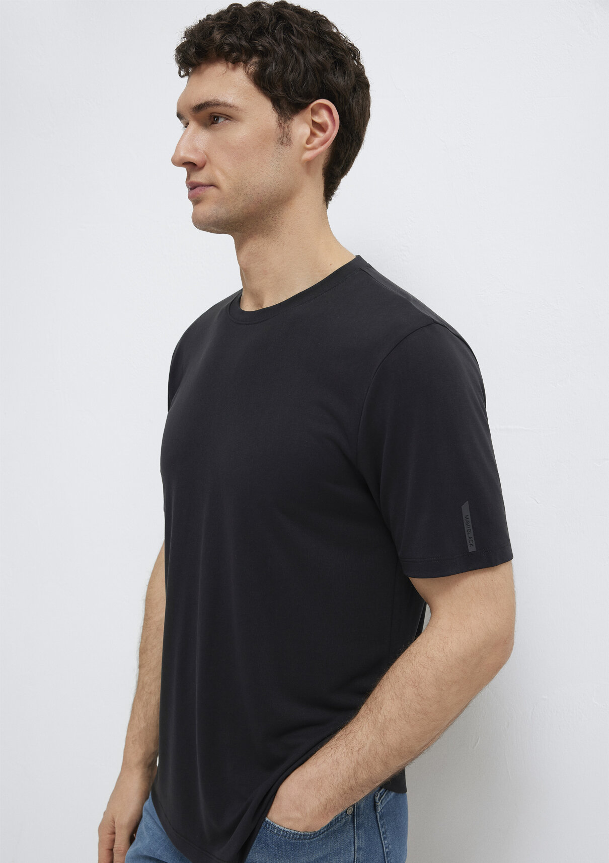 Mavi Soft-Premium Siyah (TENCEL™) Modal Karışımlı Tişört