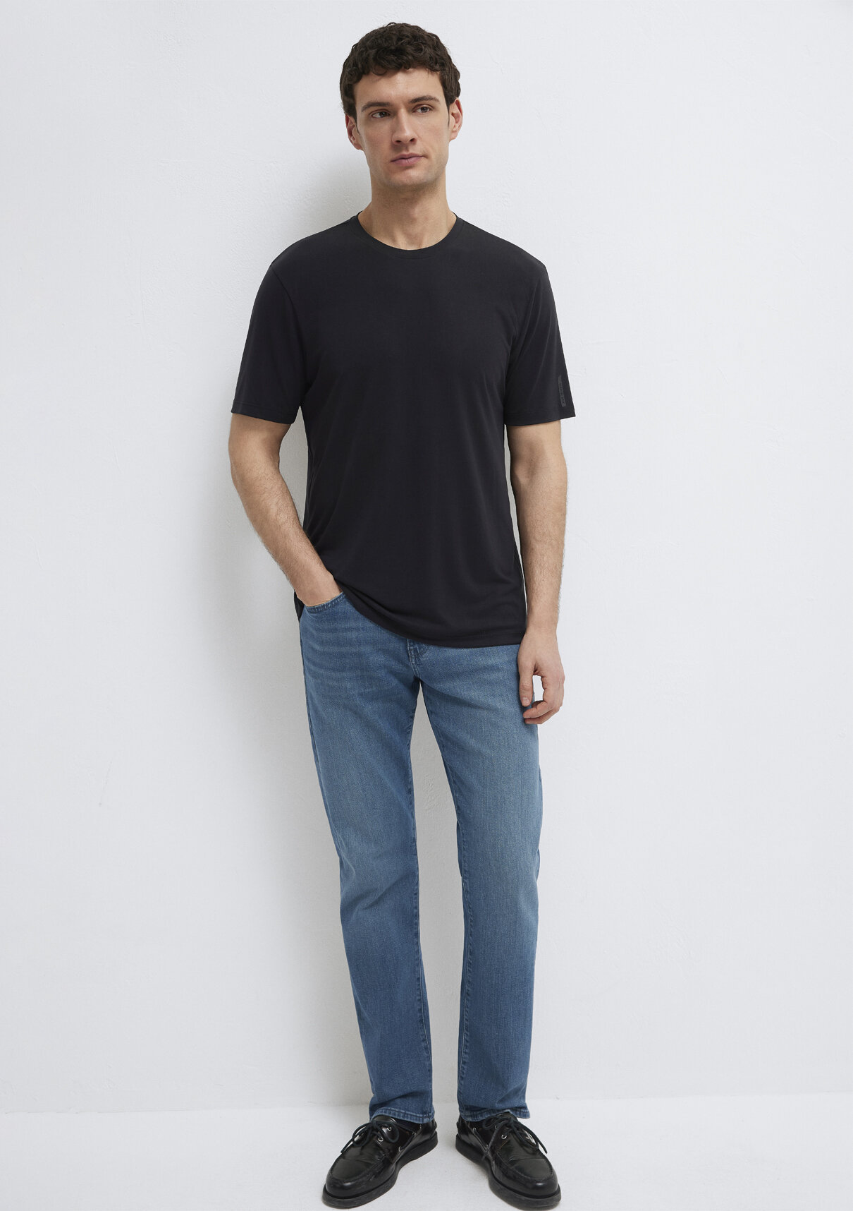 Mavi Soft-Premium Siyah (TENCEL™) Modal Karışımlı Tişört görsel 2