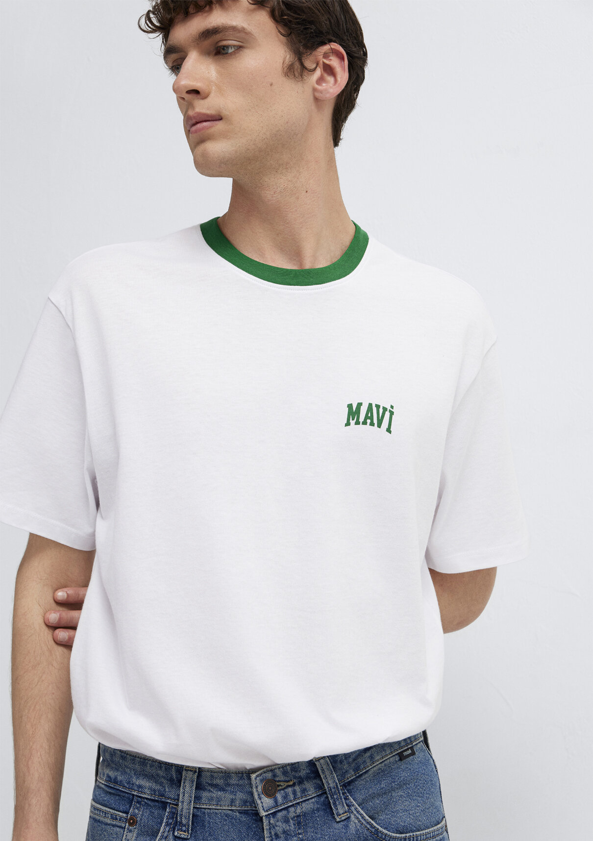 Mavi Logo Baskılı Biye Detaylı Beyaz Tişört görsel 2