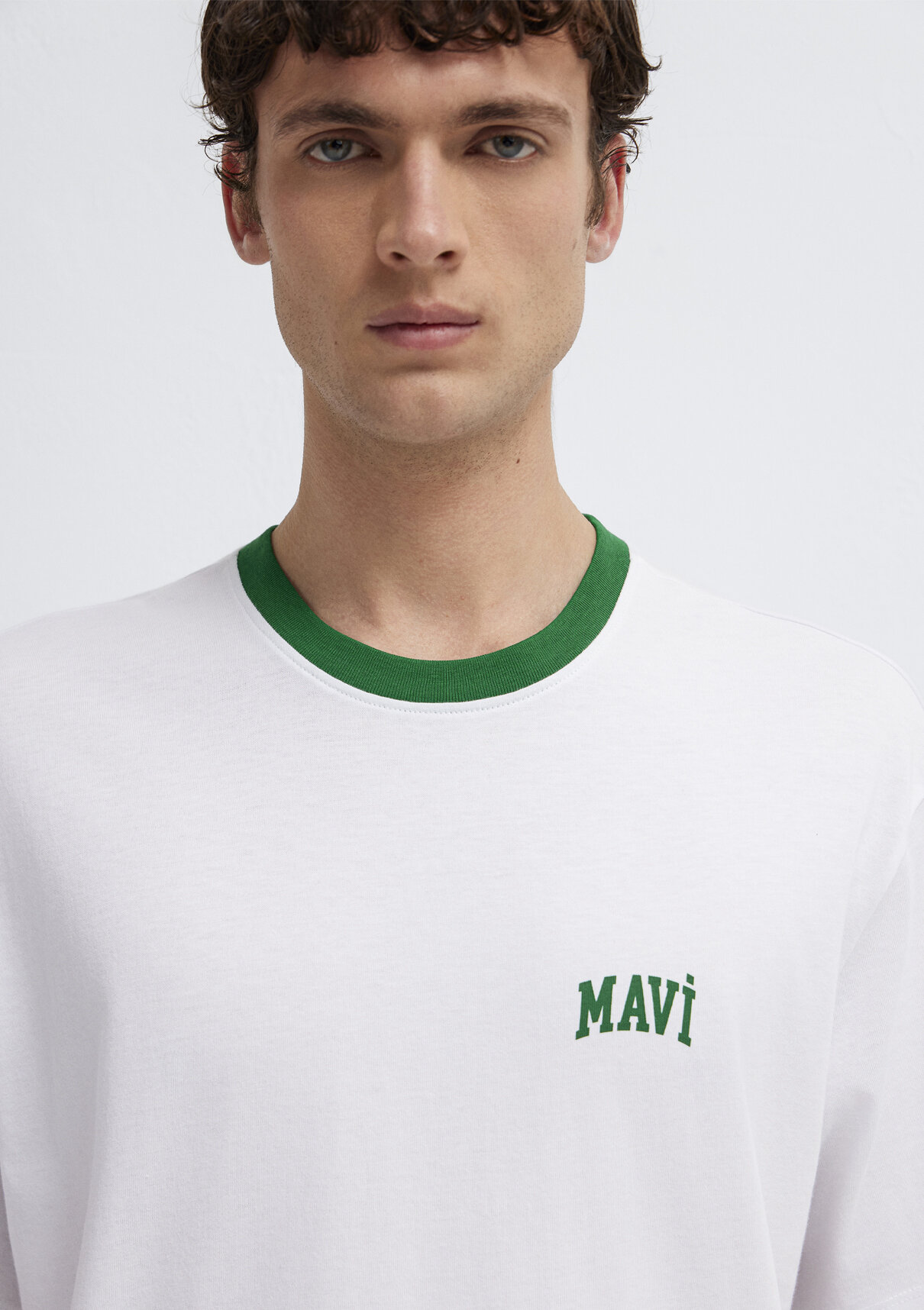 Mavi Logo Baskılı Biye Detaylı Beyaz Tişört görsel 7