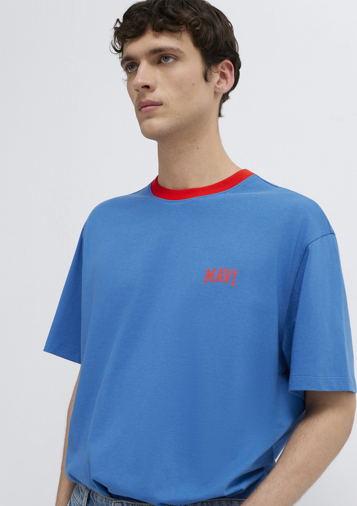Mavi Logo Baskılı Biye Detaylı Mavi Tişört