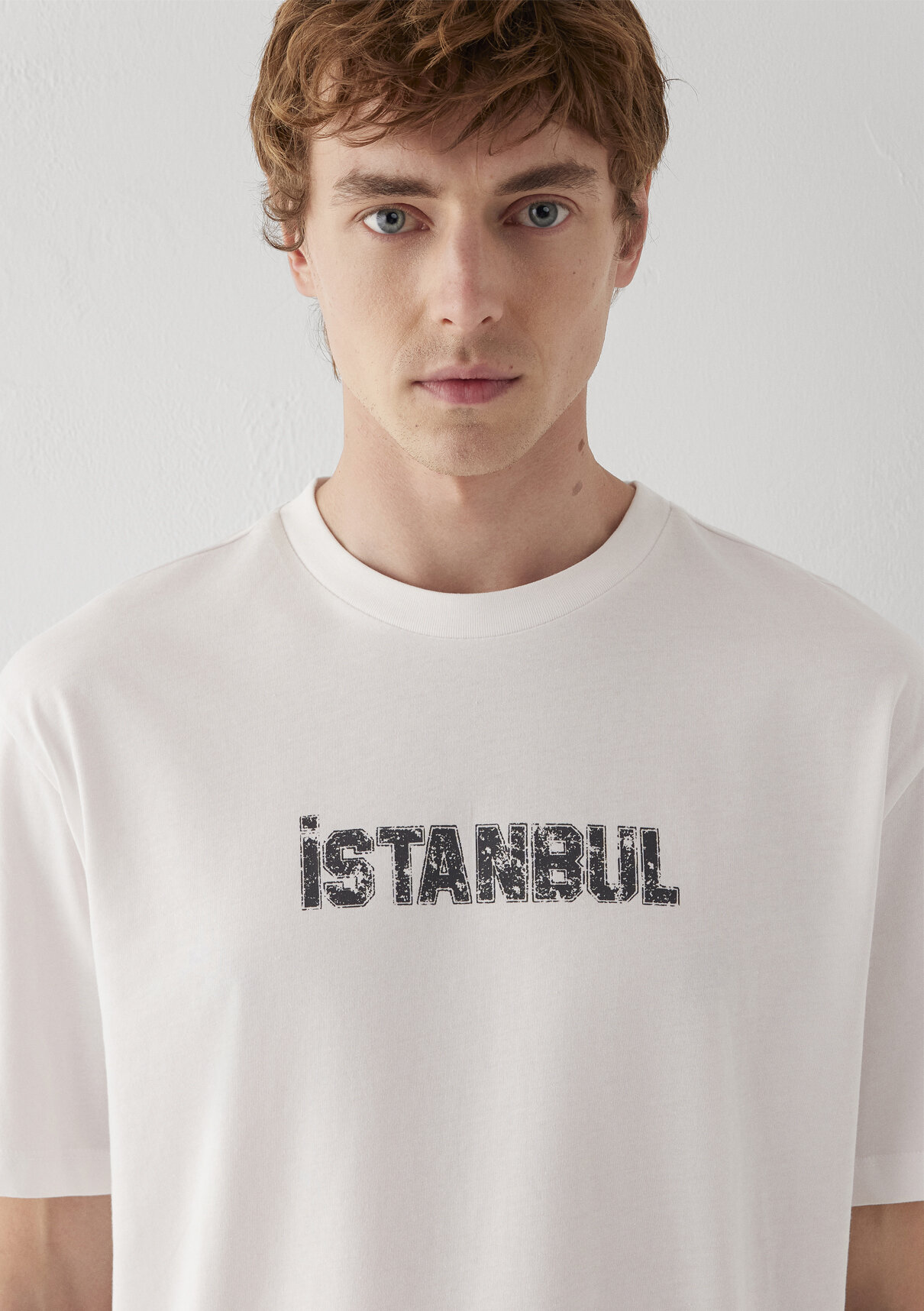 Mavi İstanbul Baskılı Ekru Tişört görsel 7