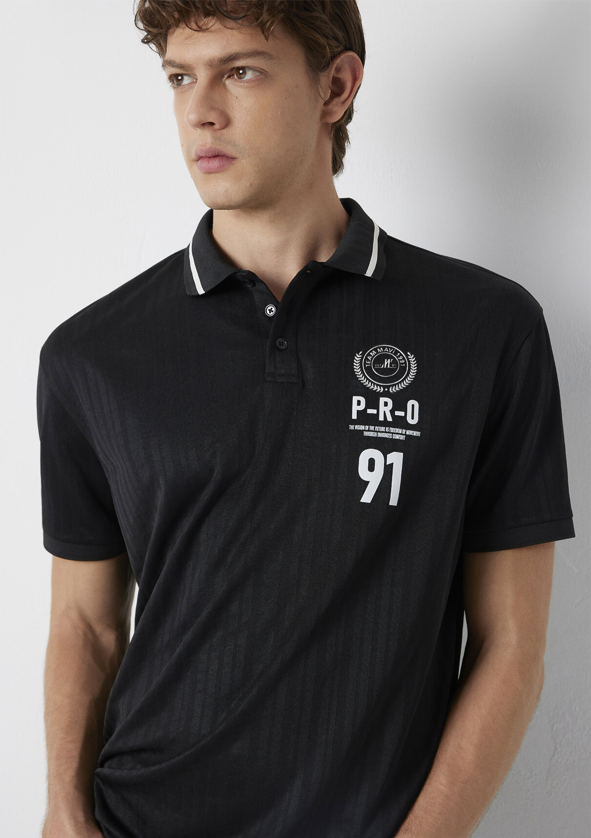 Mavi Pro Siyah Polo Tişört