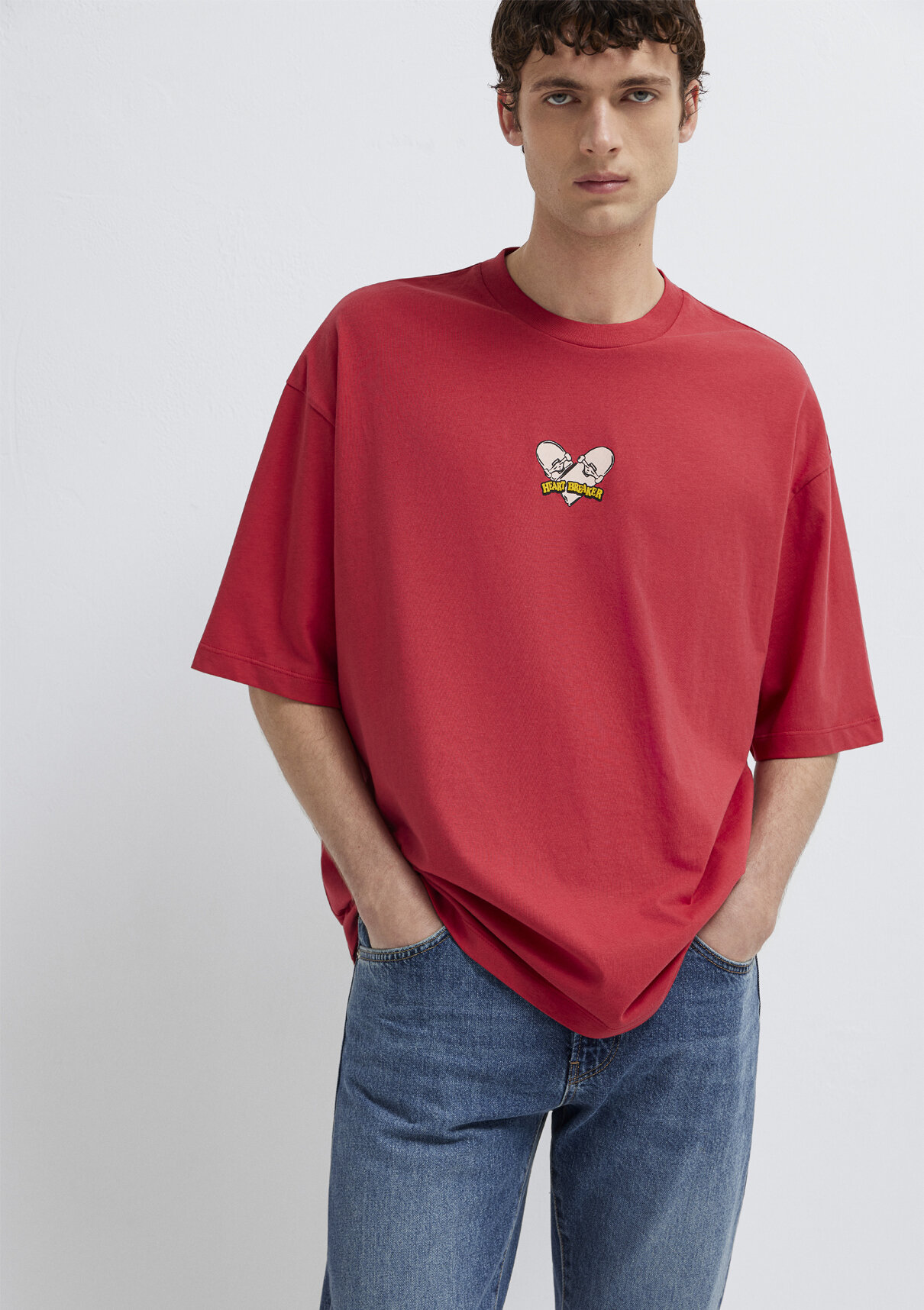 Mavi Heart Breaker Baskılı Kırmızı Tişört