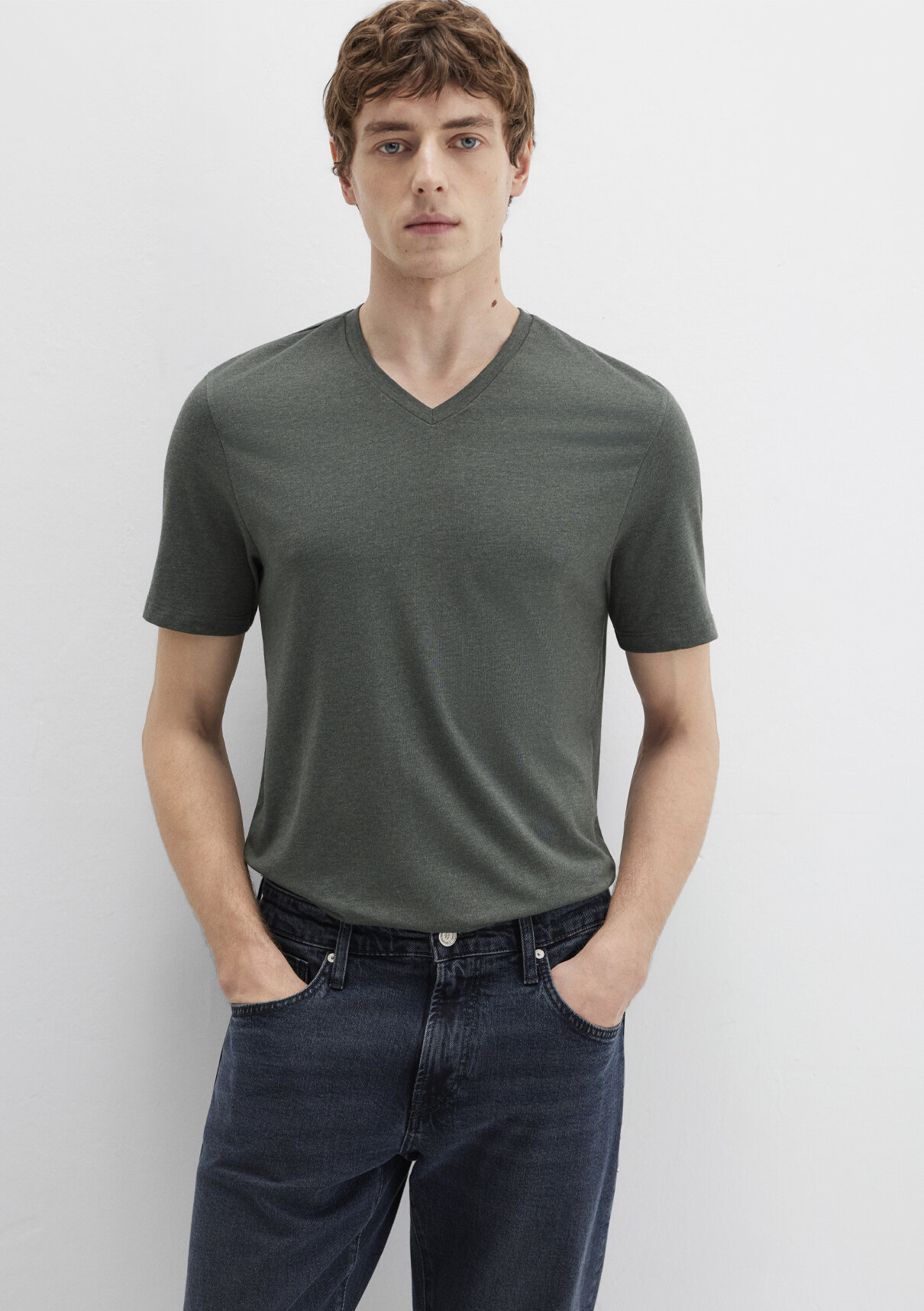 Mavi Stretch V Yaka Yeşil Basic Tişört görsel 2