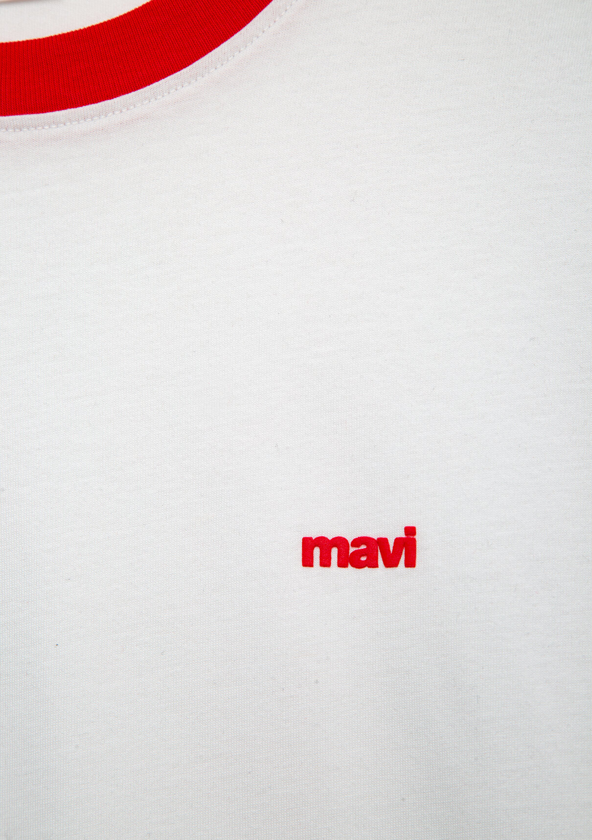 Mavi Team Mavi Futbol Koleksiyonu Mavi Logo Baskılı Biye Detaylı Beyaz Tişört görsel 8