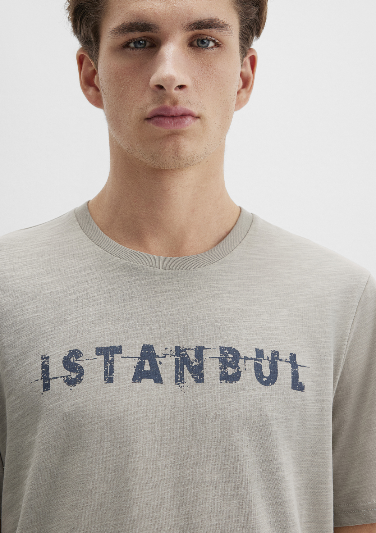 Mavi İstanbul Baskılı Bej Tişört görsel 5