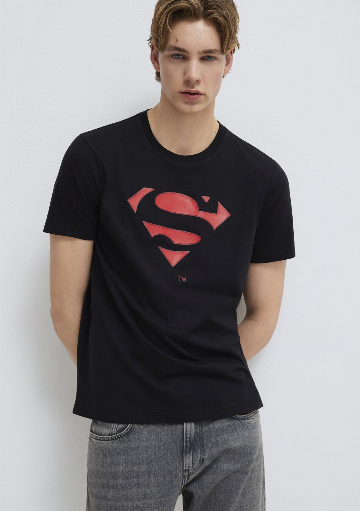Mavi Superman Baskılı Siyah Tişört görsel 2