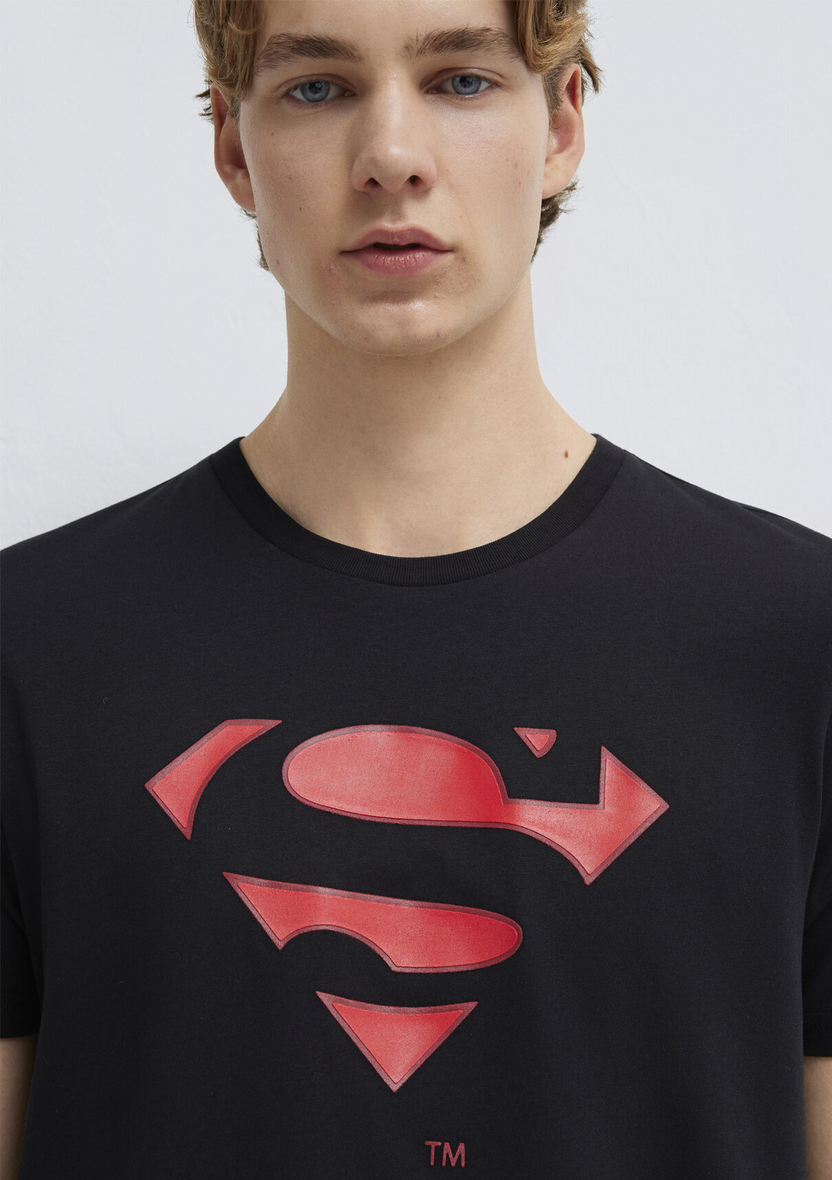 Mavi Superman Baskılı Siyah Tişört görsel 6
