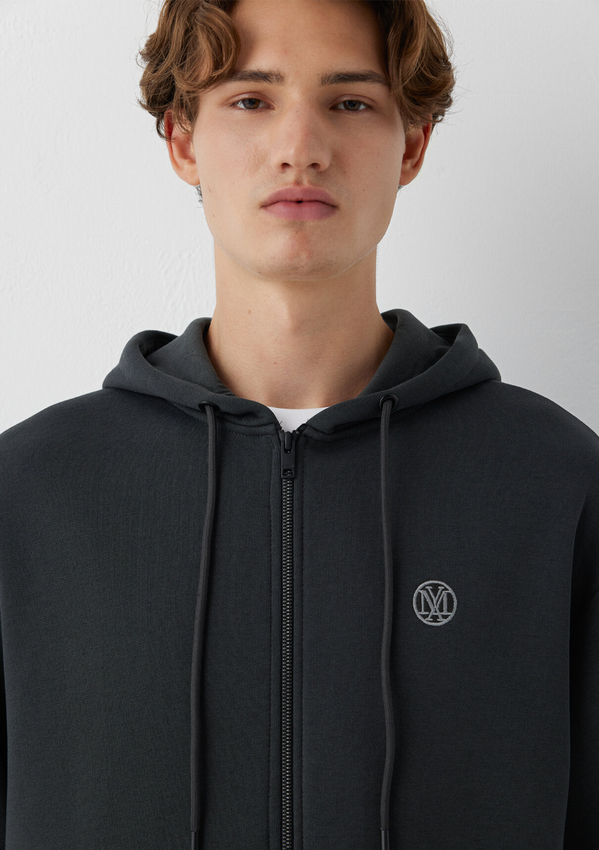 Mavi Kapüşonlu Gri Sweatshirt görsel 6