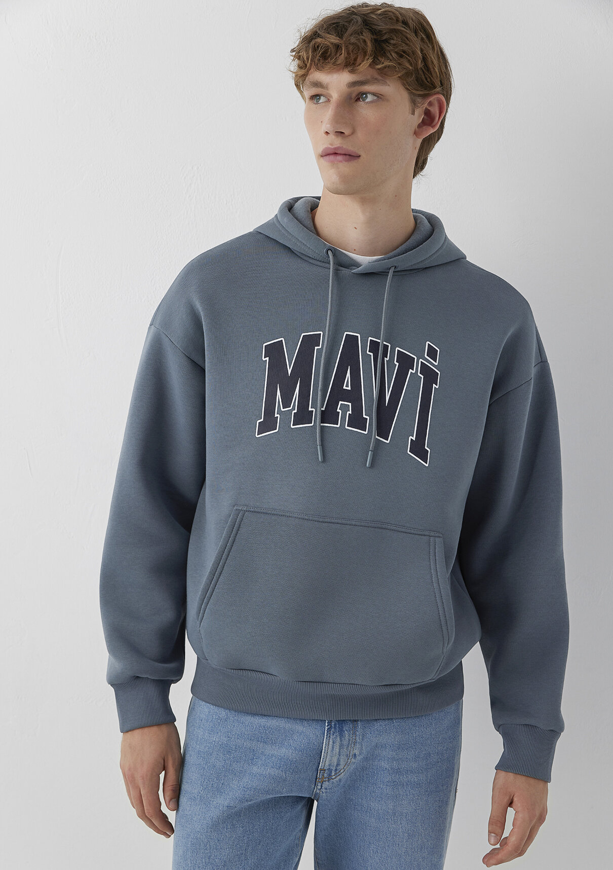 Mavi Logo Baskılı Kapüşonlu Gri Sweatshirt görsel 2