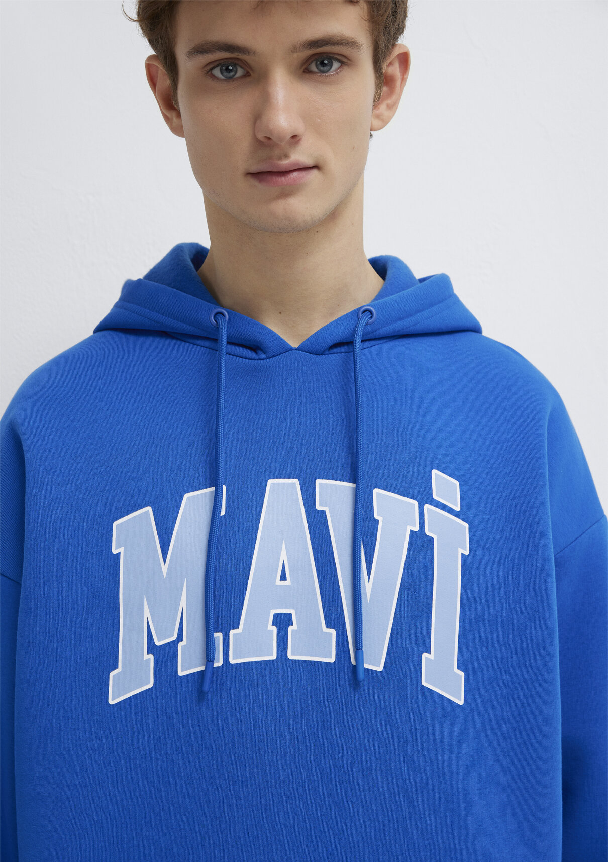 Mavi Logo Baskılı Kapüşonlu Mavi Sweatshirt görsel 6