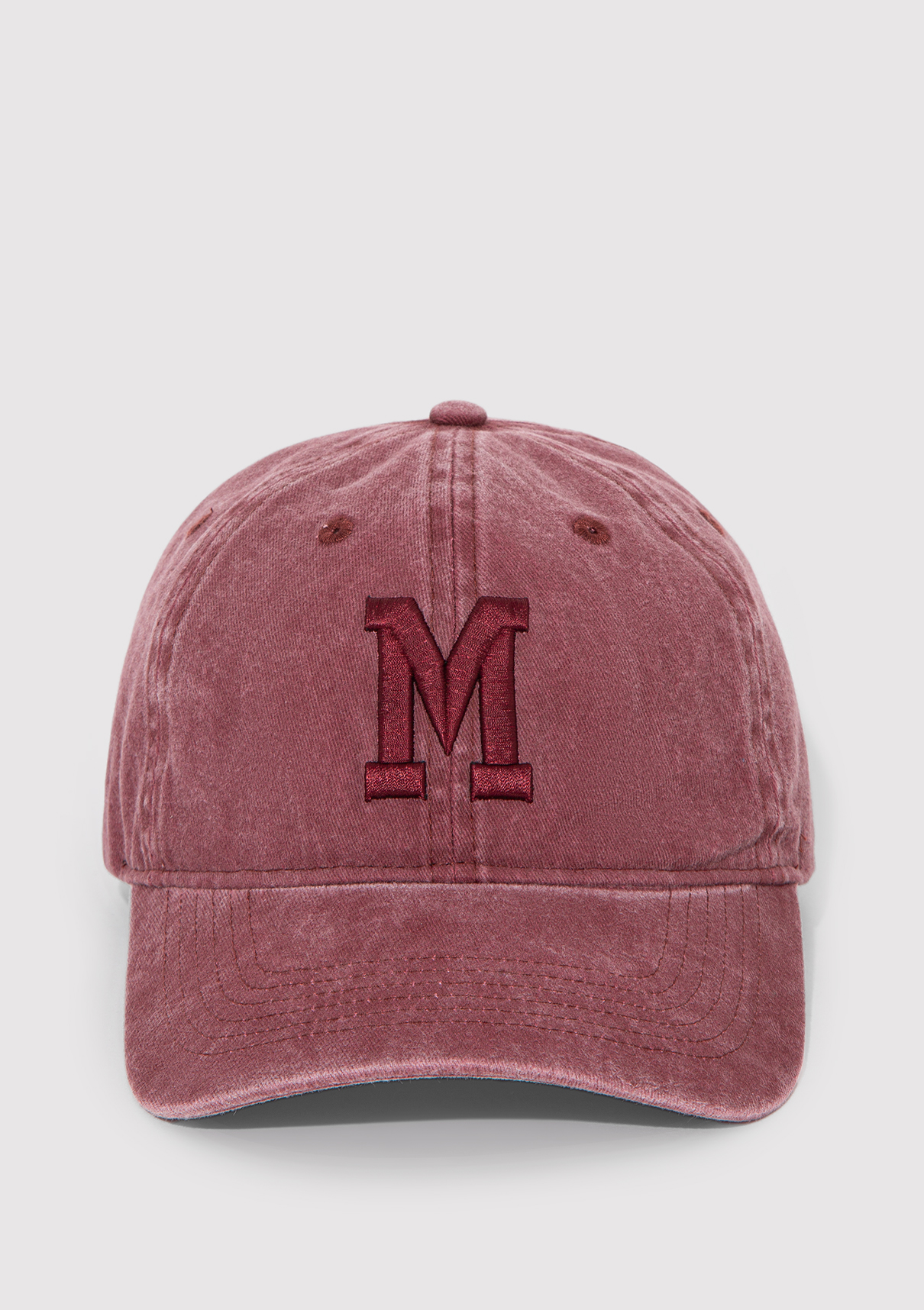Mavi M Logo Detaylı Bordo Şapka görsel 3