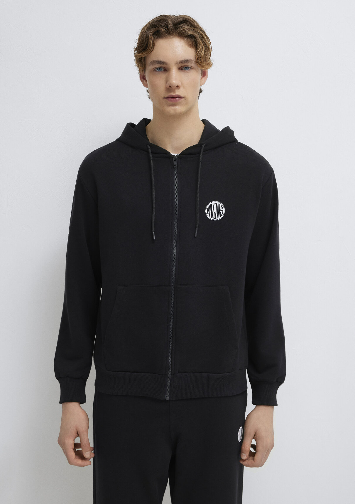 Mavi MVJNS Logo Baskılı Fermuarlı Kapüşonlu Siyah Sweatshirt görsel 3