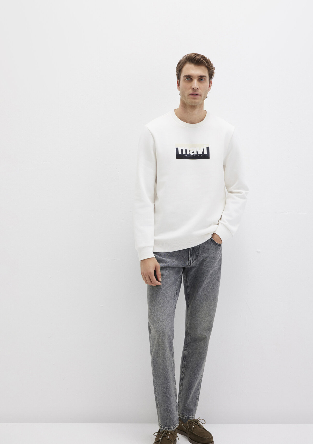 Mavi Logo Baskılı Ekru Sweatshirt