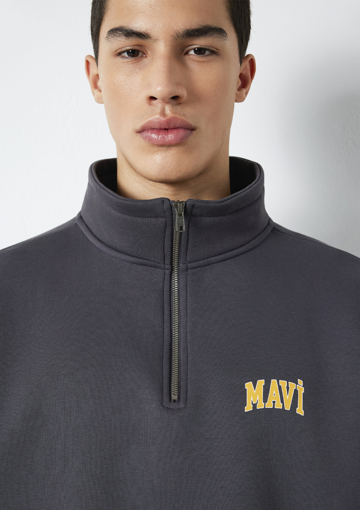 Mavi Logo Baskılı Yarı Fermuarlı Antrasit Sweatshirt görsel 6
