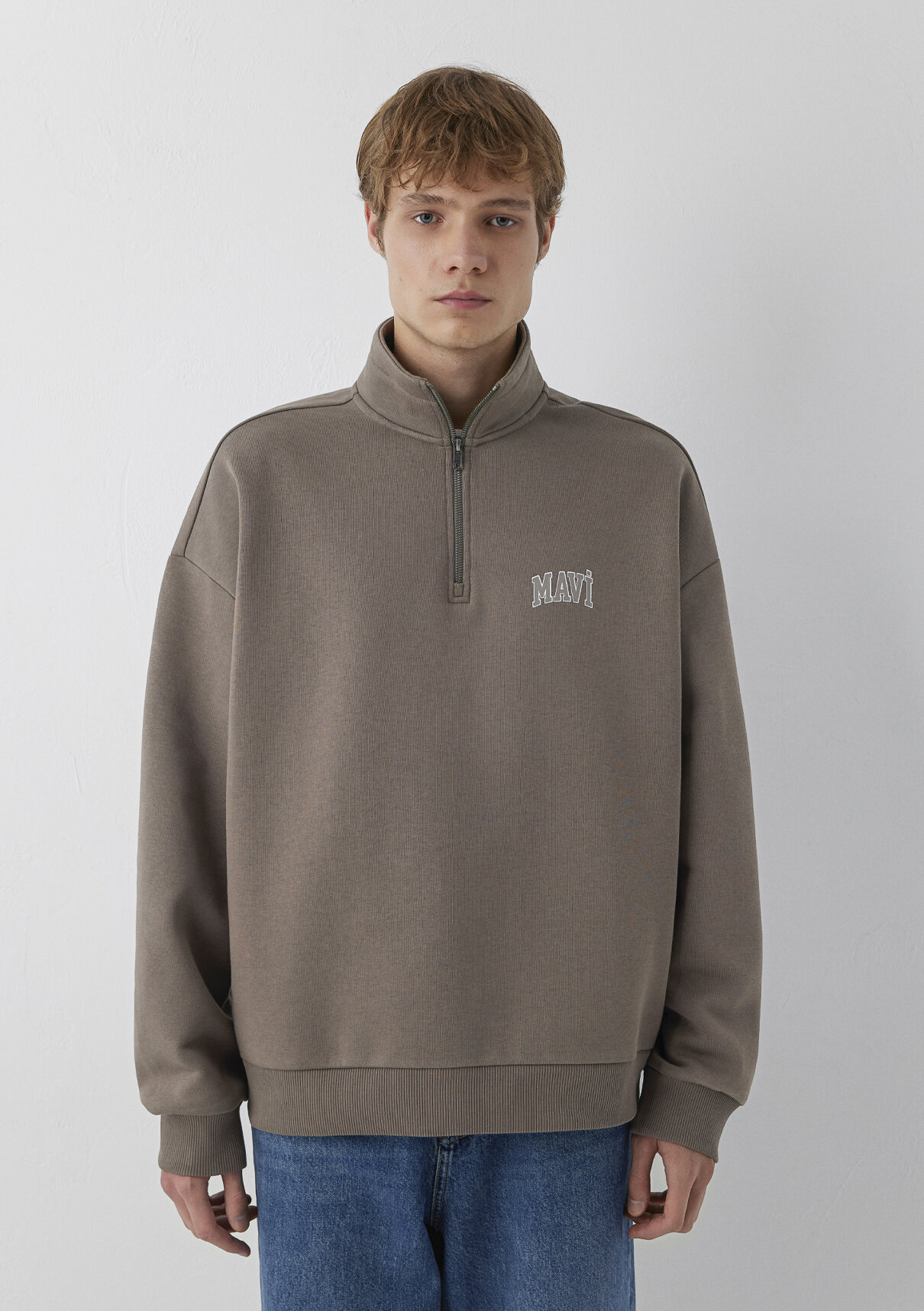 Mavi Logo Baskılı Yarı Fermuarlı Kahverengi Sweatshirt görsel 3