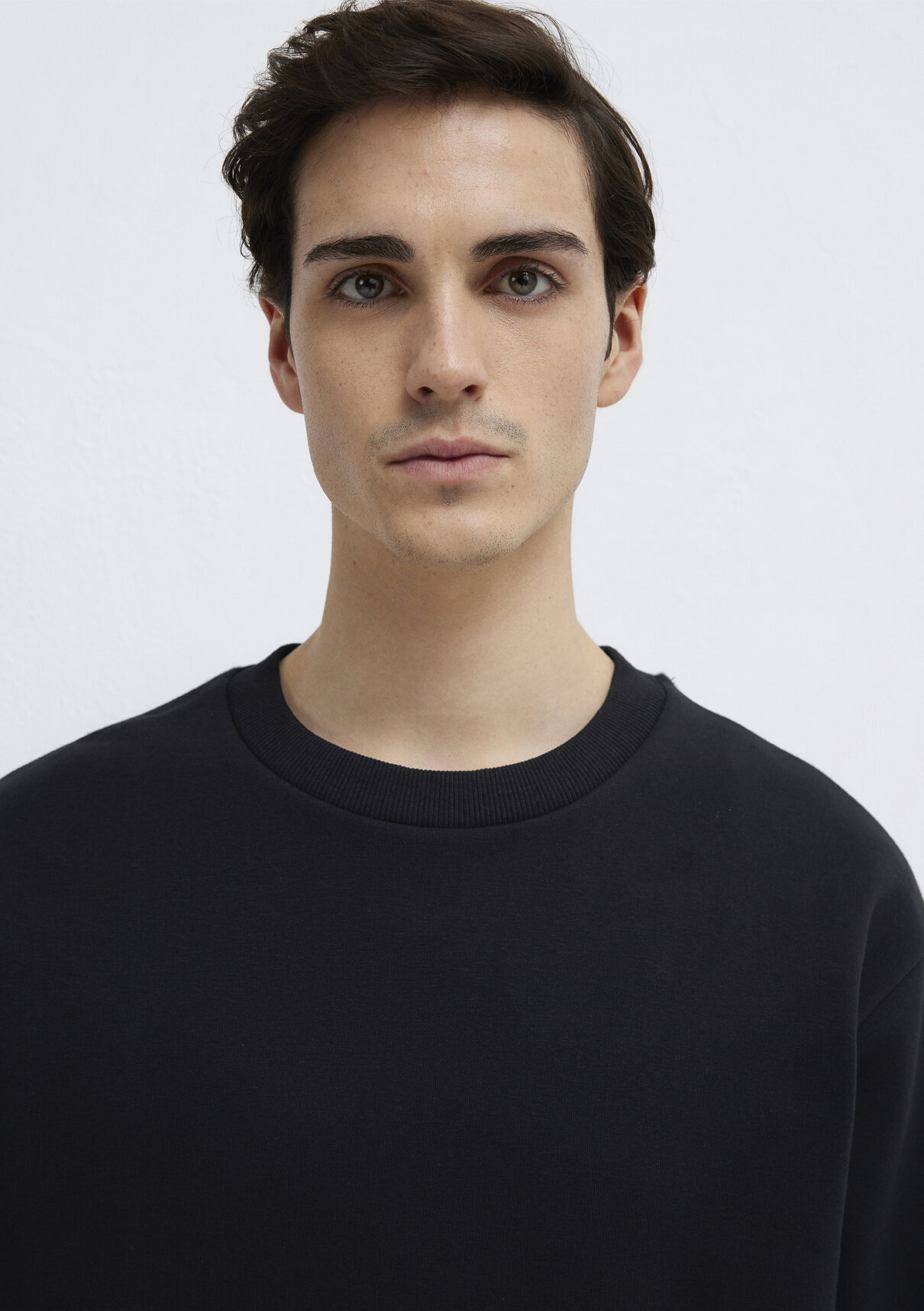 Mavi Bisiklet Yaka Siyah Basic Sweatshirt görsel 7