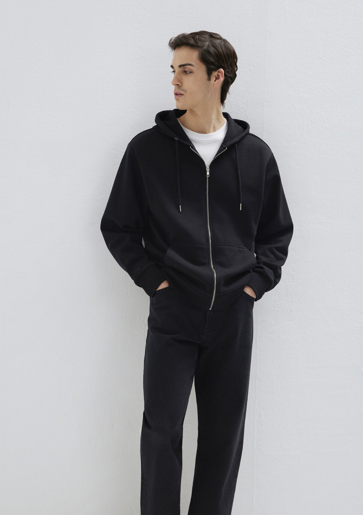 Mavi Kapüşonlu Fermuarlı Siyah Basic Sweatshirt