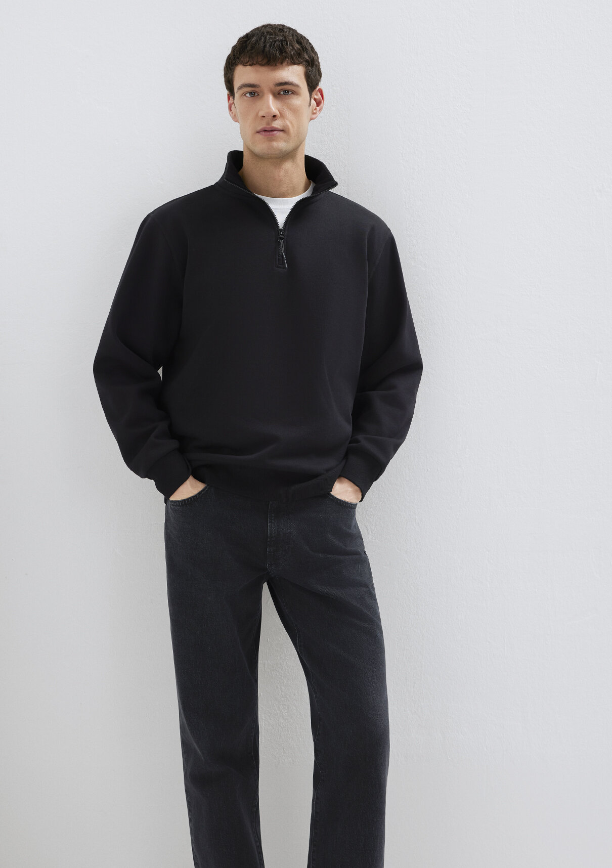 Mavi Yarı Fermuarlı Siyah Basic Sweatshirt görsel 2