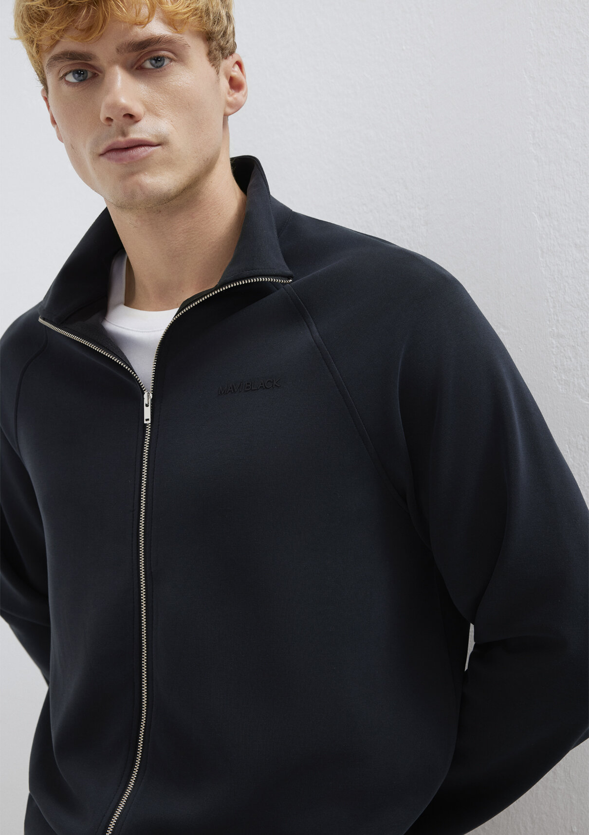 Mavi Soft-Premium Siyah (TENCEL™) Modal Karışımlı Fermuarlı Sweatshirt