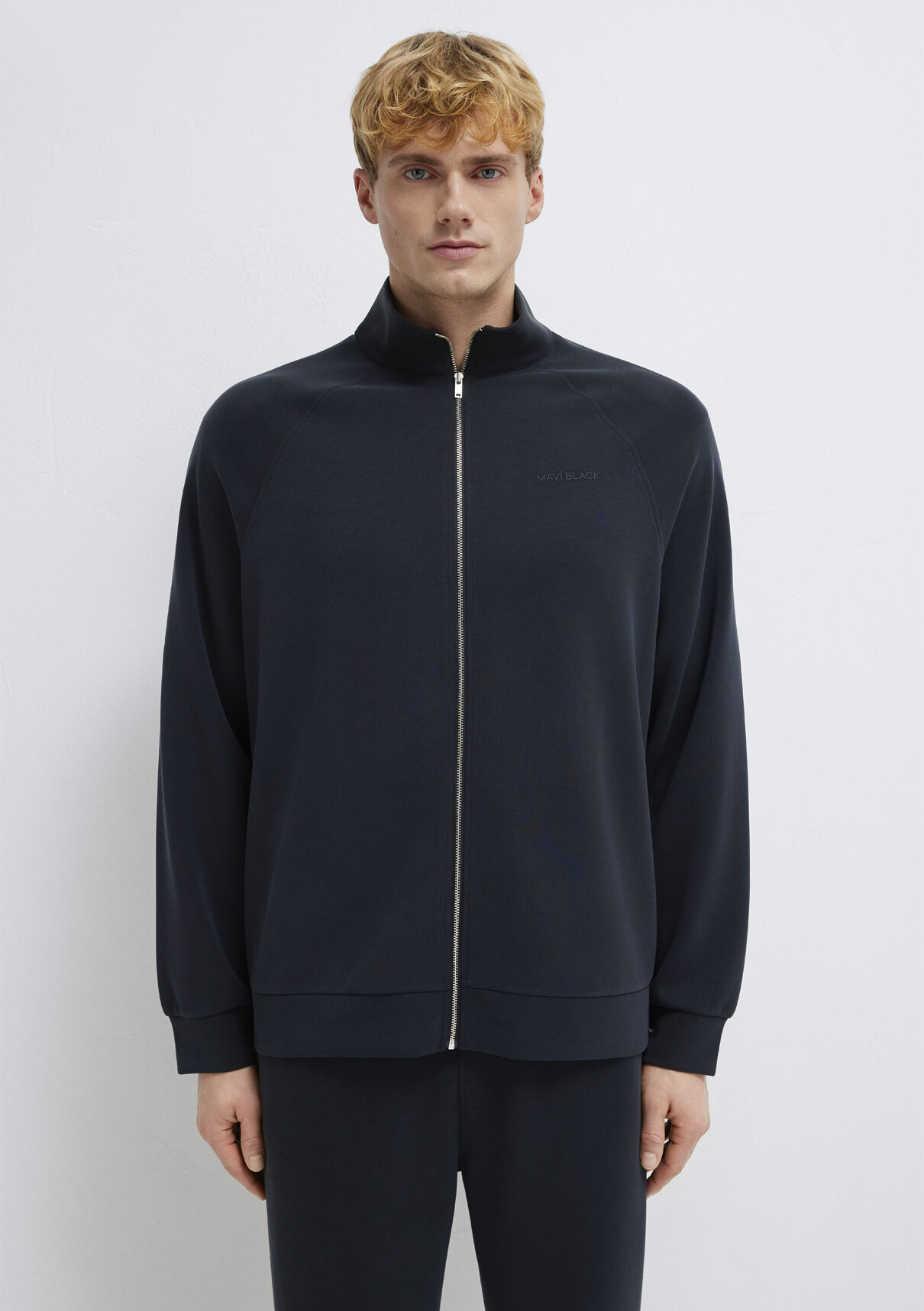 Mavi Soft-Premium Siyah (TENCEL™) Modal Karışımlı Fermuarlı Sweatshirt görsel 3