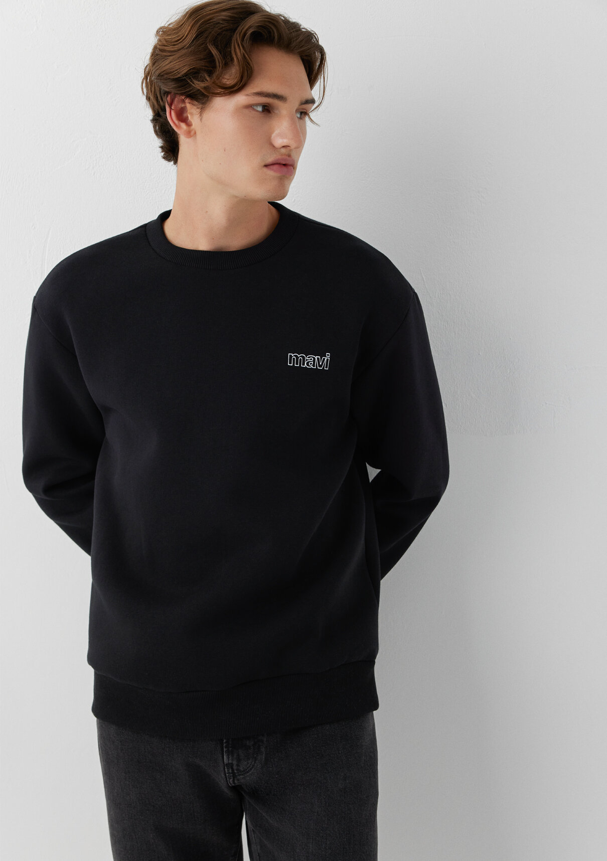 Mavi Logo Siyah Sweatshirt görsel 2