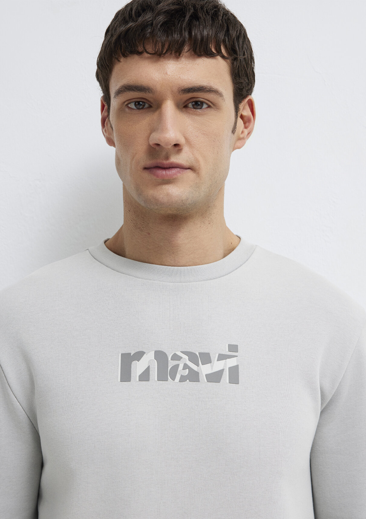 Mavi Logo Baskılı Gri Sweatshirt görsel 6