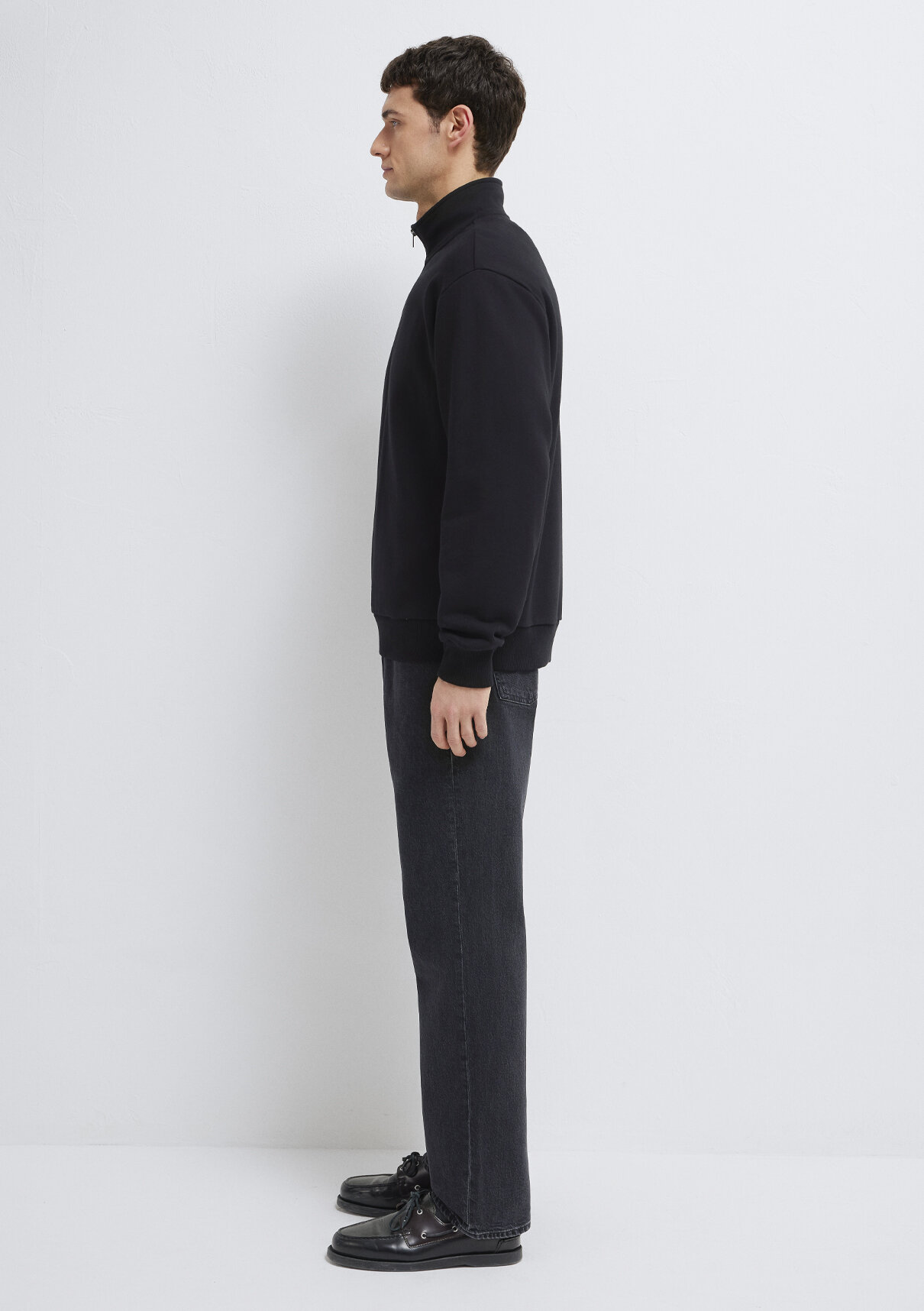 Mavi Yarı Fermuarlı Siyah Basic Sweatshirt görsel 4