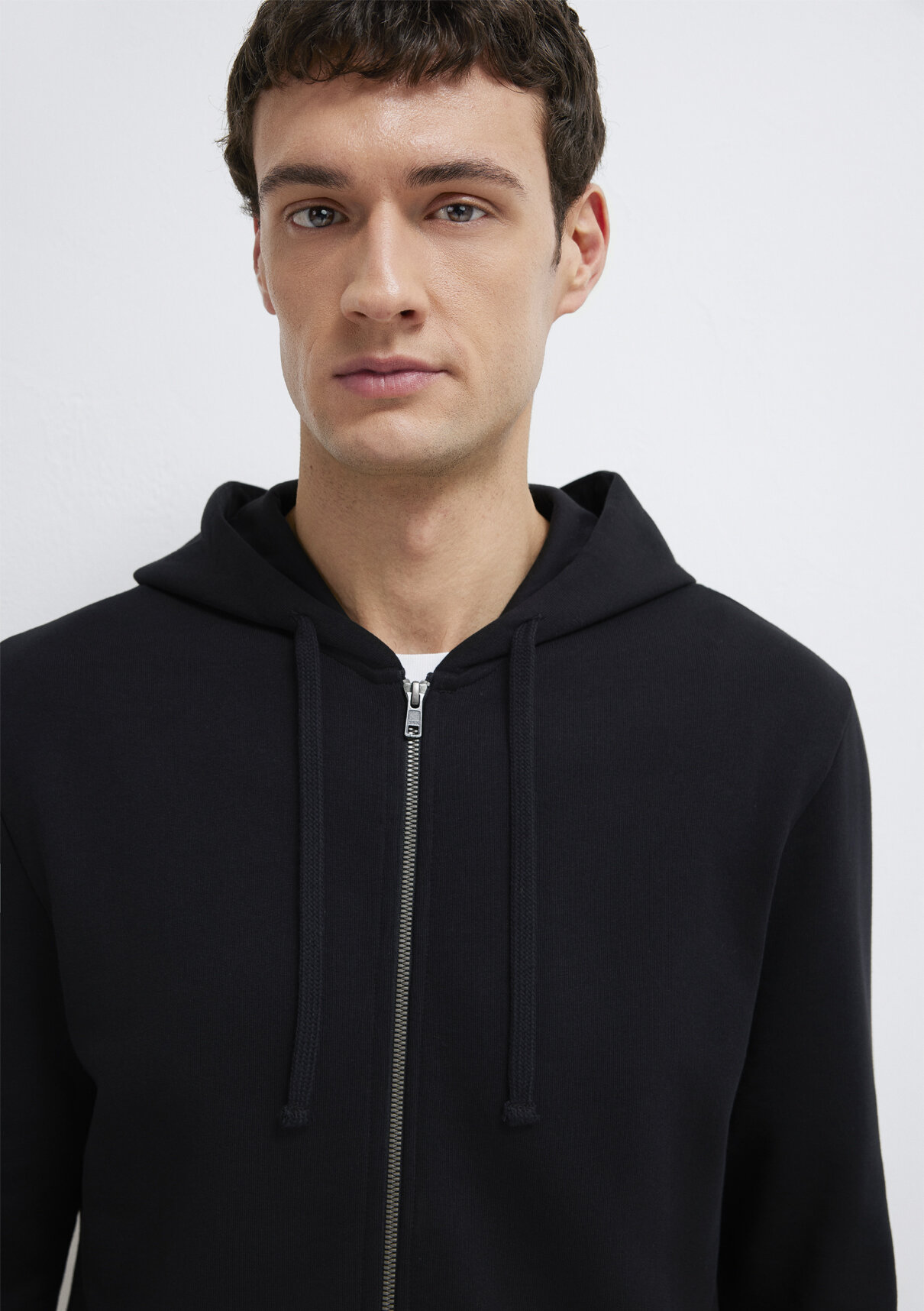 Mavi Kapüşonlu Fermuarlı Siyah Basic Sweatshirt görsel 6