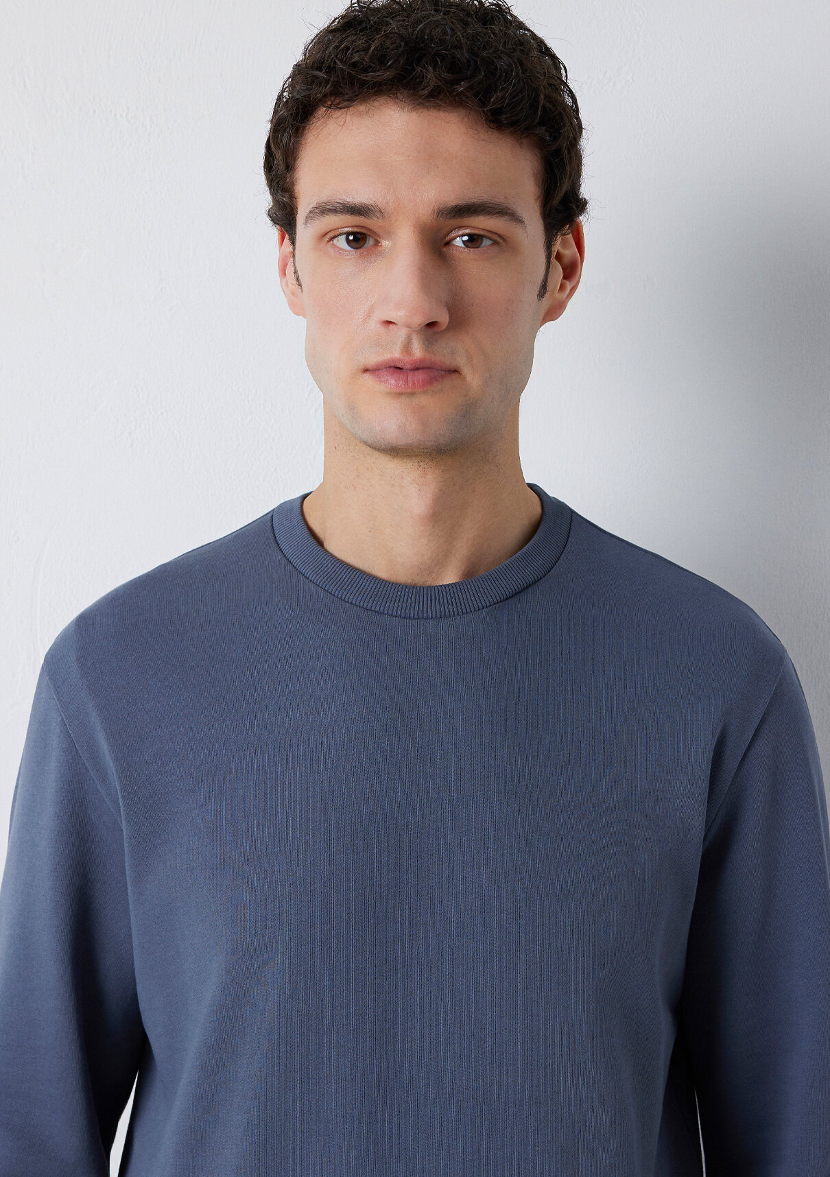 Mavi Bisiklet Yaka Lacivert Basic Sweatshirt görsel 6