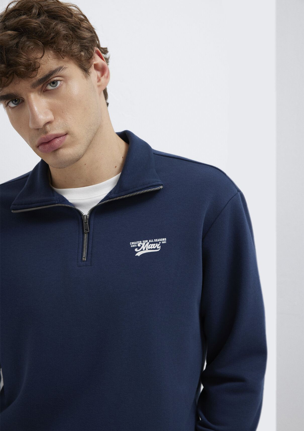 Mavi Yarı Fermuarlı Lacivert Sweatshirt