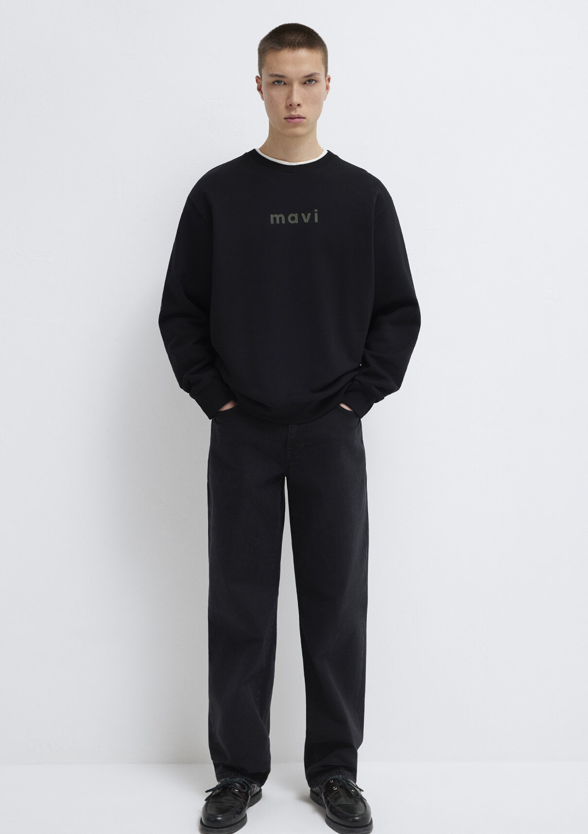 Mavi Logo Baskılı Siyah Sweatshirt görsel 3