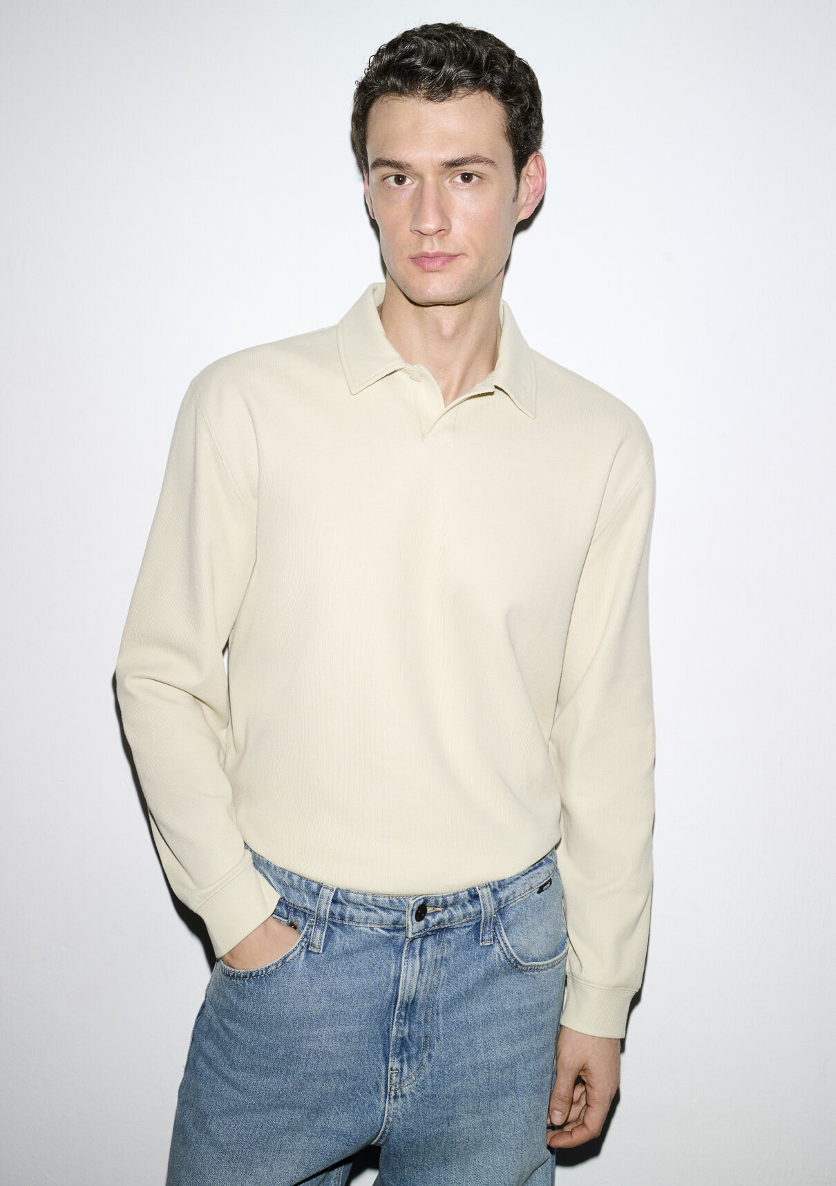 Mavi Polo Yaka Bej Sweatshirt