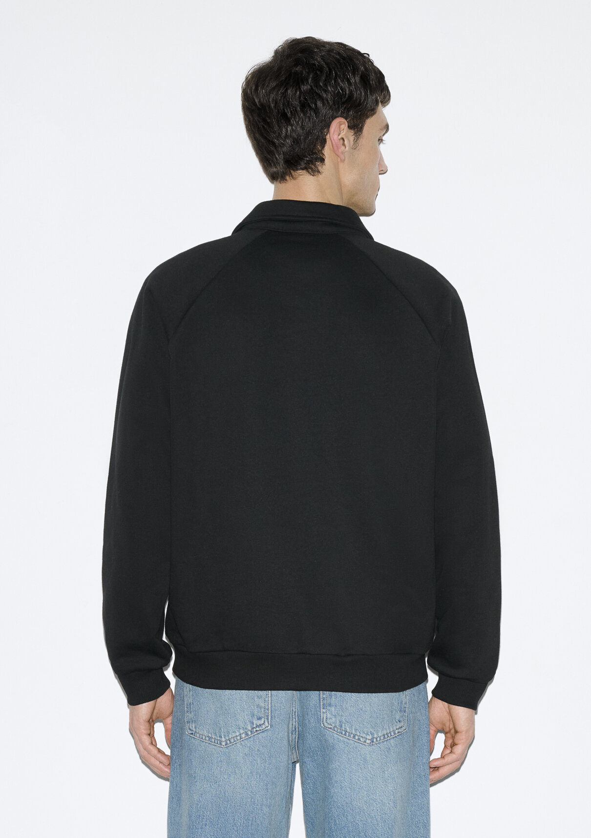 Mavi M Kalp İşlemeli Polo Yaka Siyah Sweatshirt görsel 5