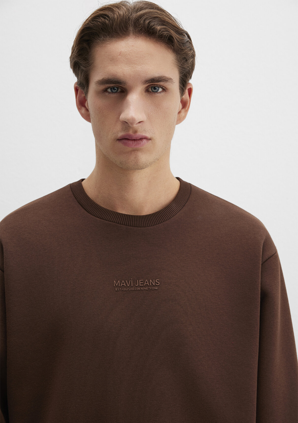 Mavi Jeans Detaylı Kahverengi Sweatshirt görsel 5