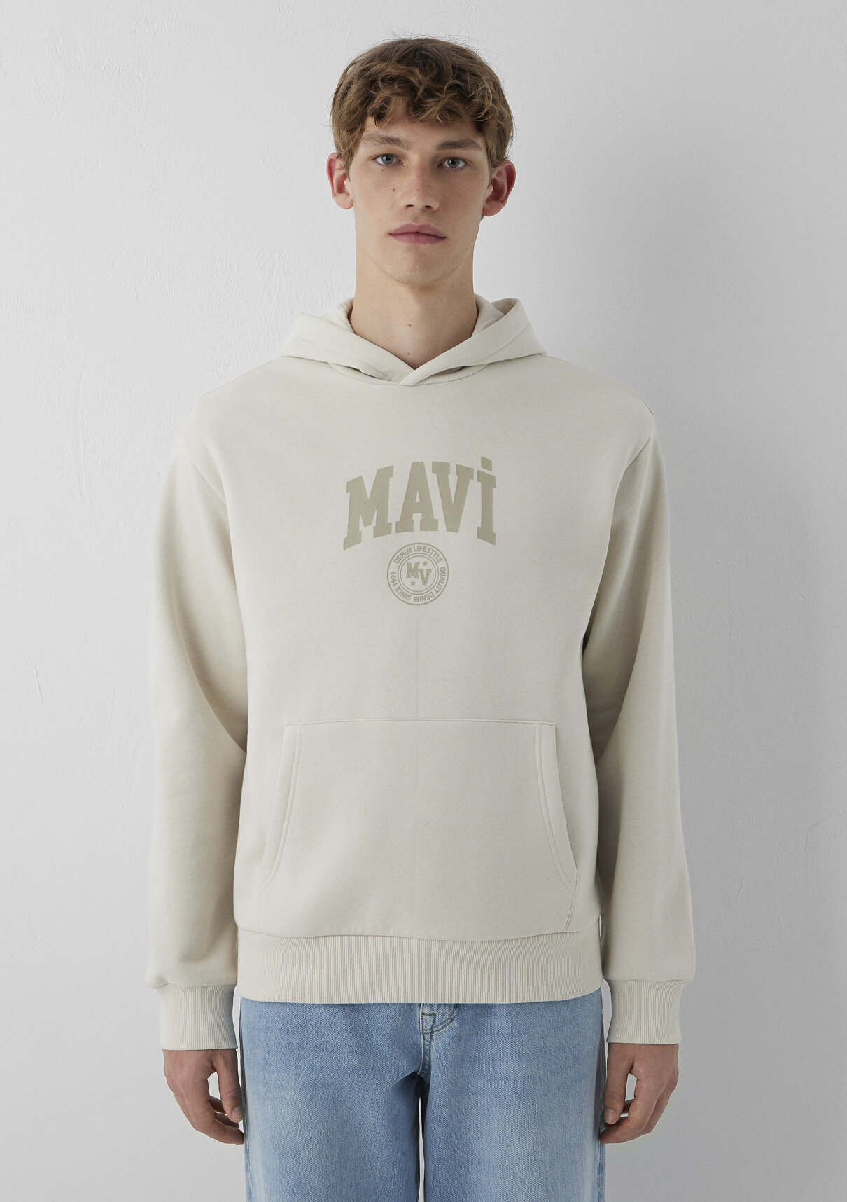 Mavi Logo Baskılı Kapüşonlu Bej Sweatshirt görsel 3