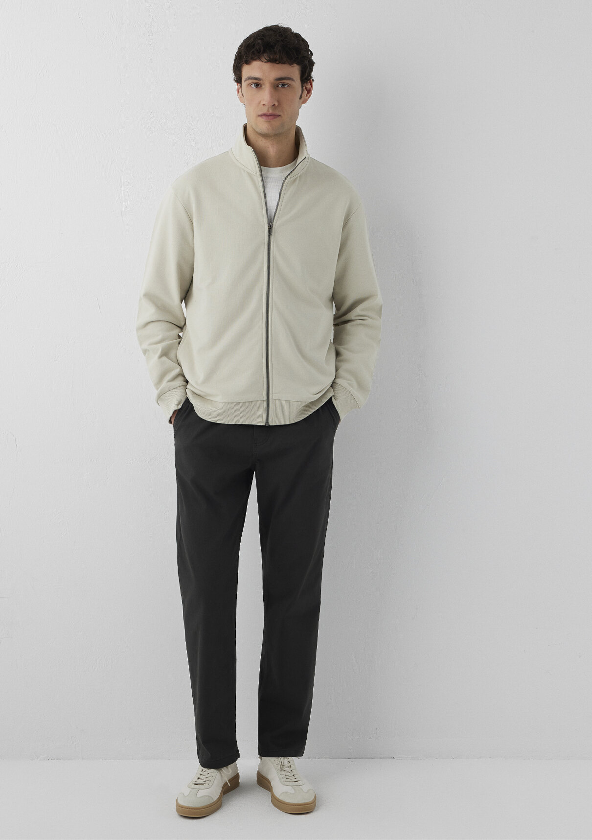 Mavi Fermuarlı Bej Sweatshirt görsel 2