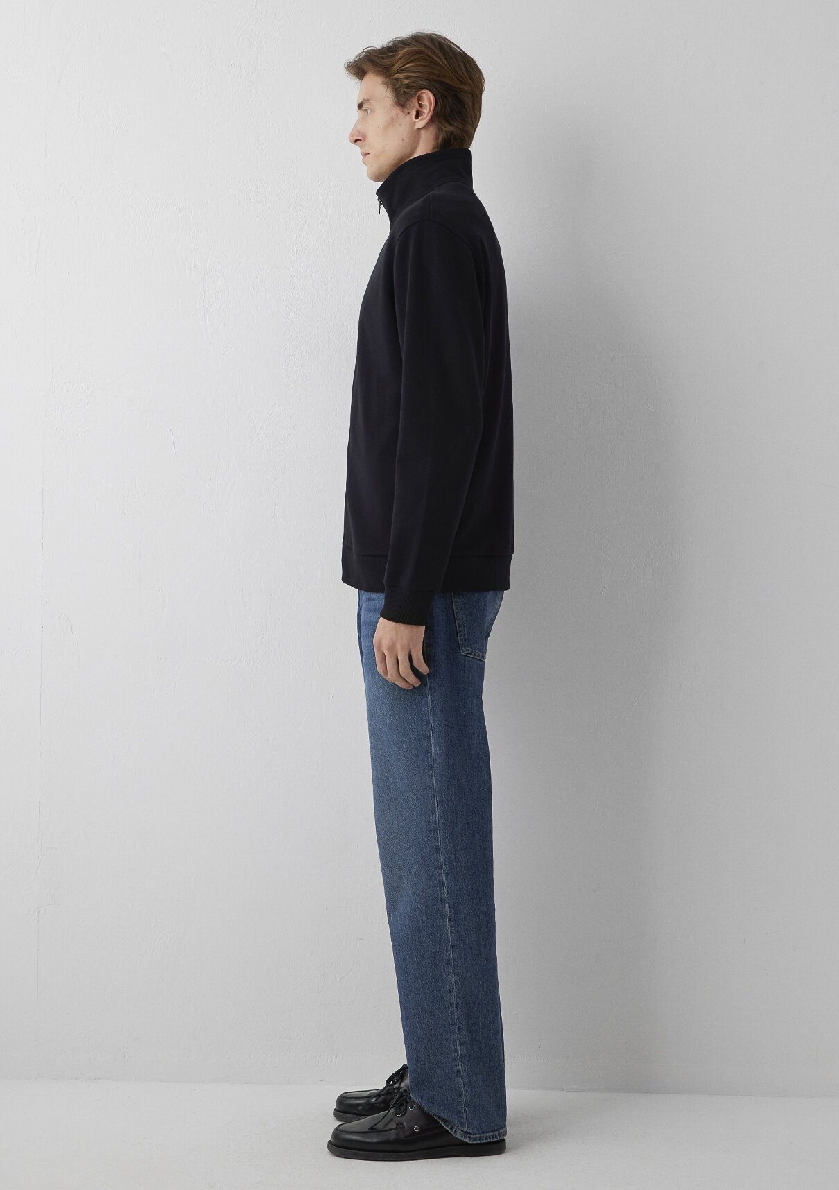 Mavi Fermuarlı Siyah Sweatshirt görsel 4