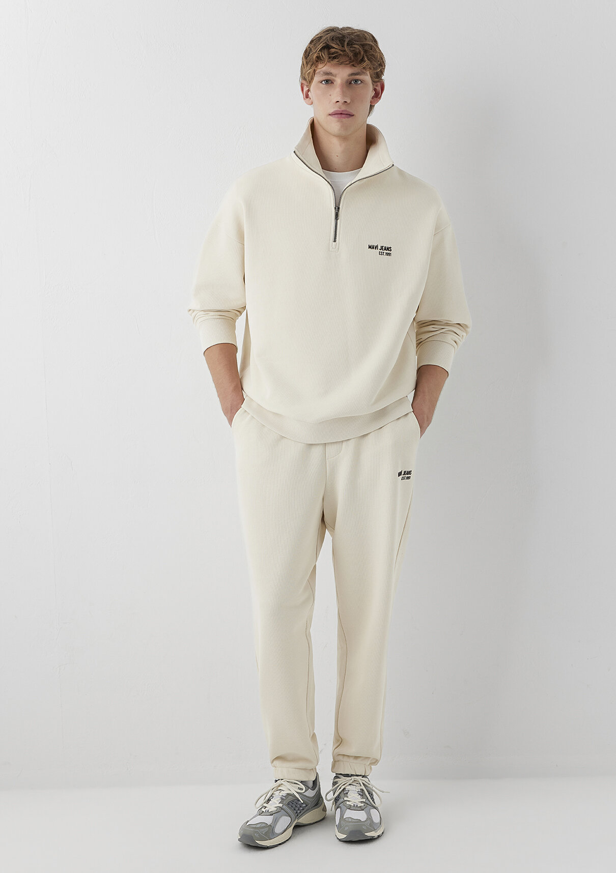 Mavi Logo Baskılı Yarı Fermuarlı Bej Sweatshirt görsel 2