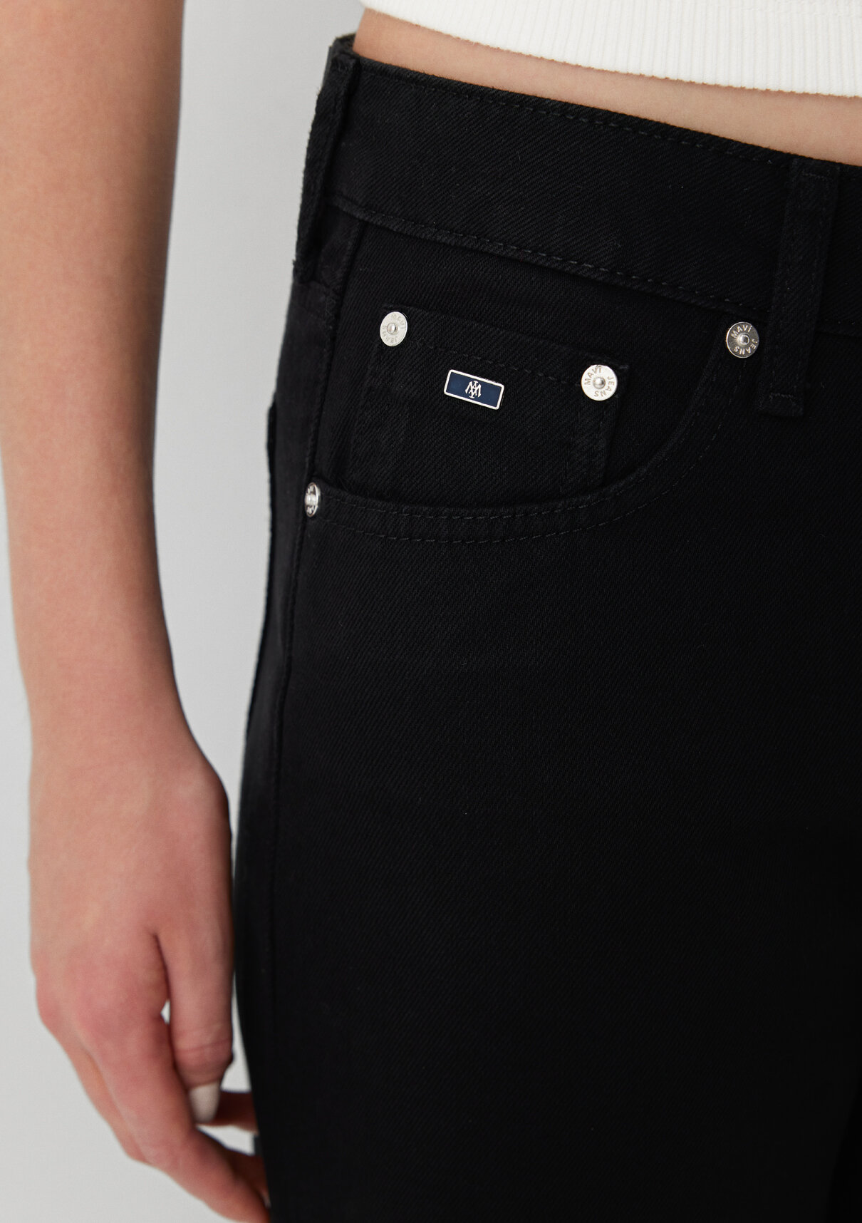 Mavi Classic Denim Siyah Jean Pantolon görsel 7