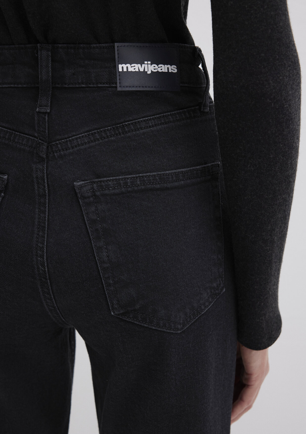 Mavi Iconic Antrasit Jean Pantolon görsel 8