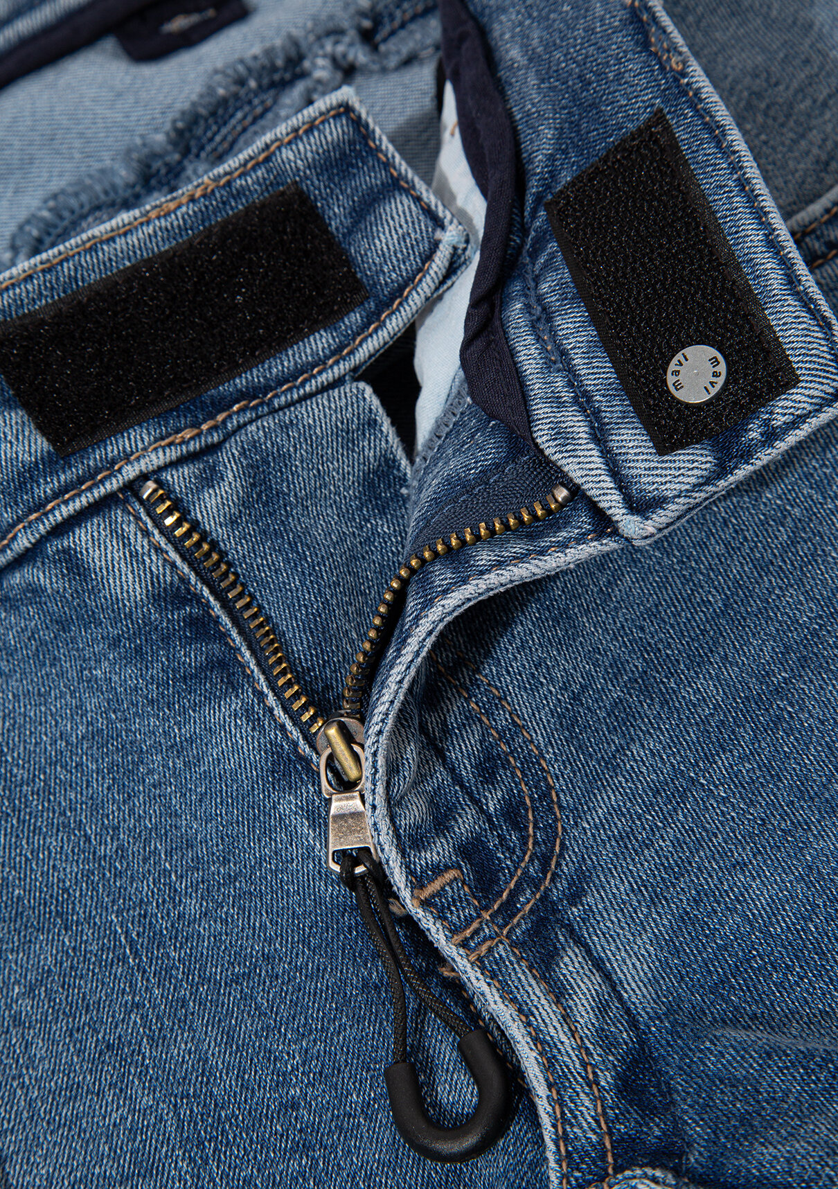 Mavi Adaptive Indigo Mavisi Jean Pantolon görsel 4